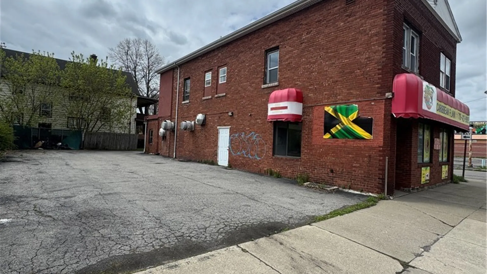 Property at 2501 Pine Avenue, Niagara Falls, NY 14301 11