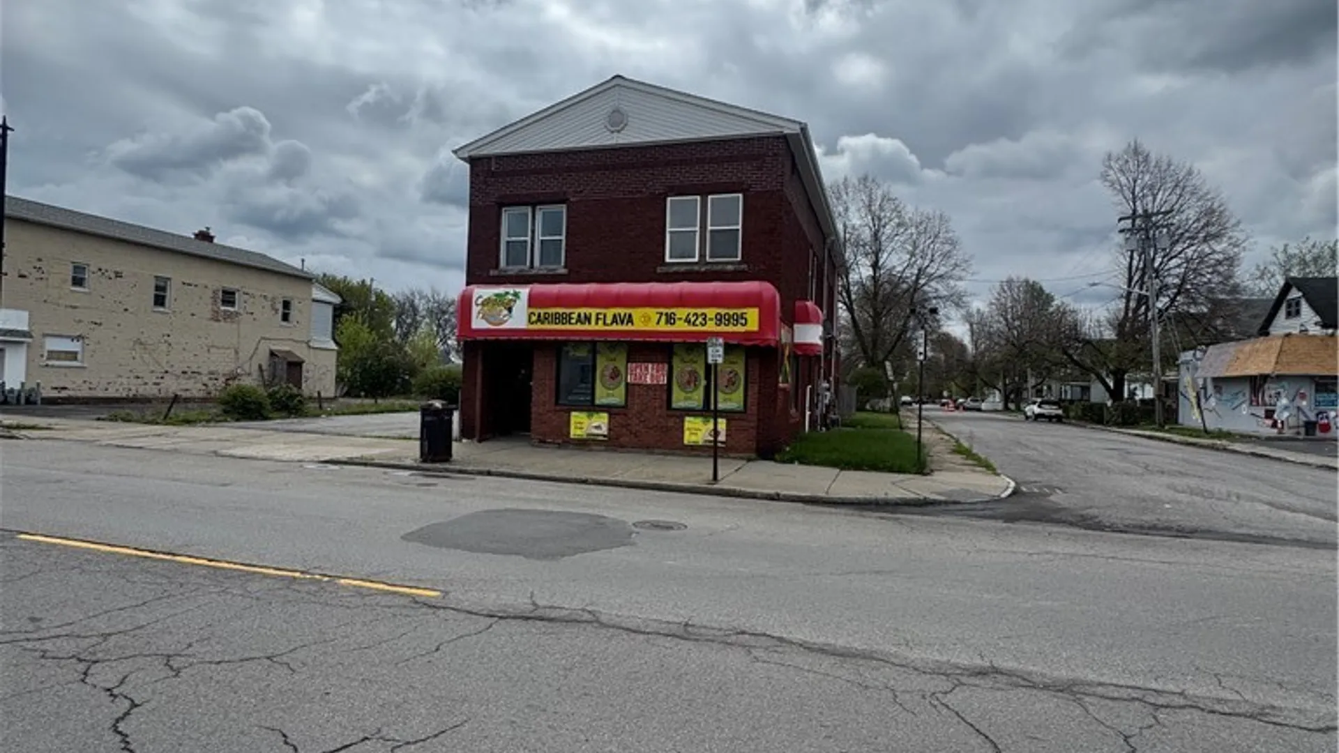 Property at 2501 Pine Avenue, Niagara Falls, NY 14301 6