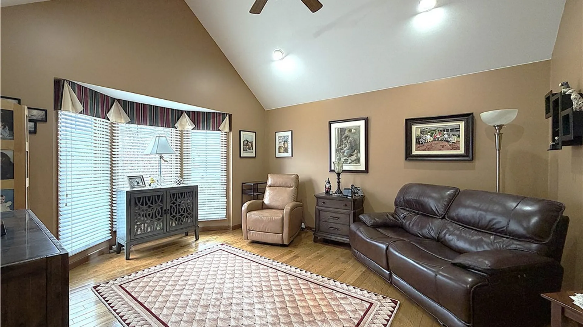 Property at 27 Button Bush Court, Amherst, NY 14228 18