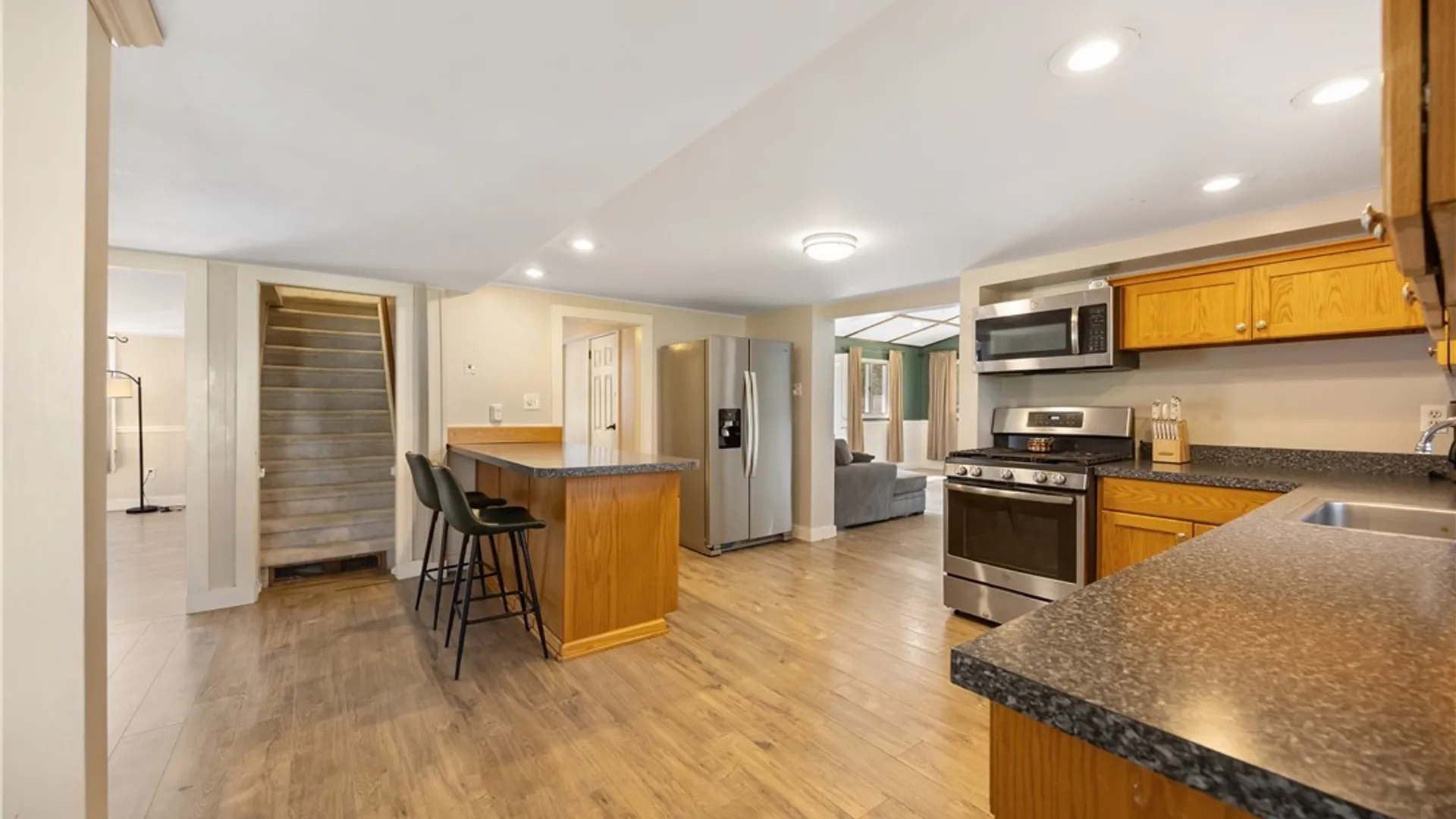 Property at 9296 Mallory Road, New Hartford, NY 13413 11