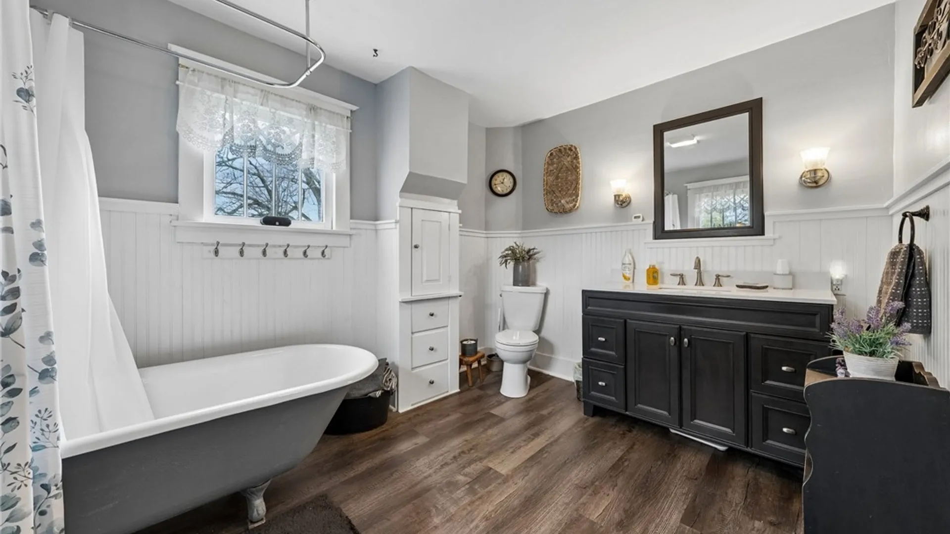 Property at 35 School Street, Yorkshire, NY 14042 24
