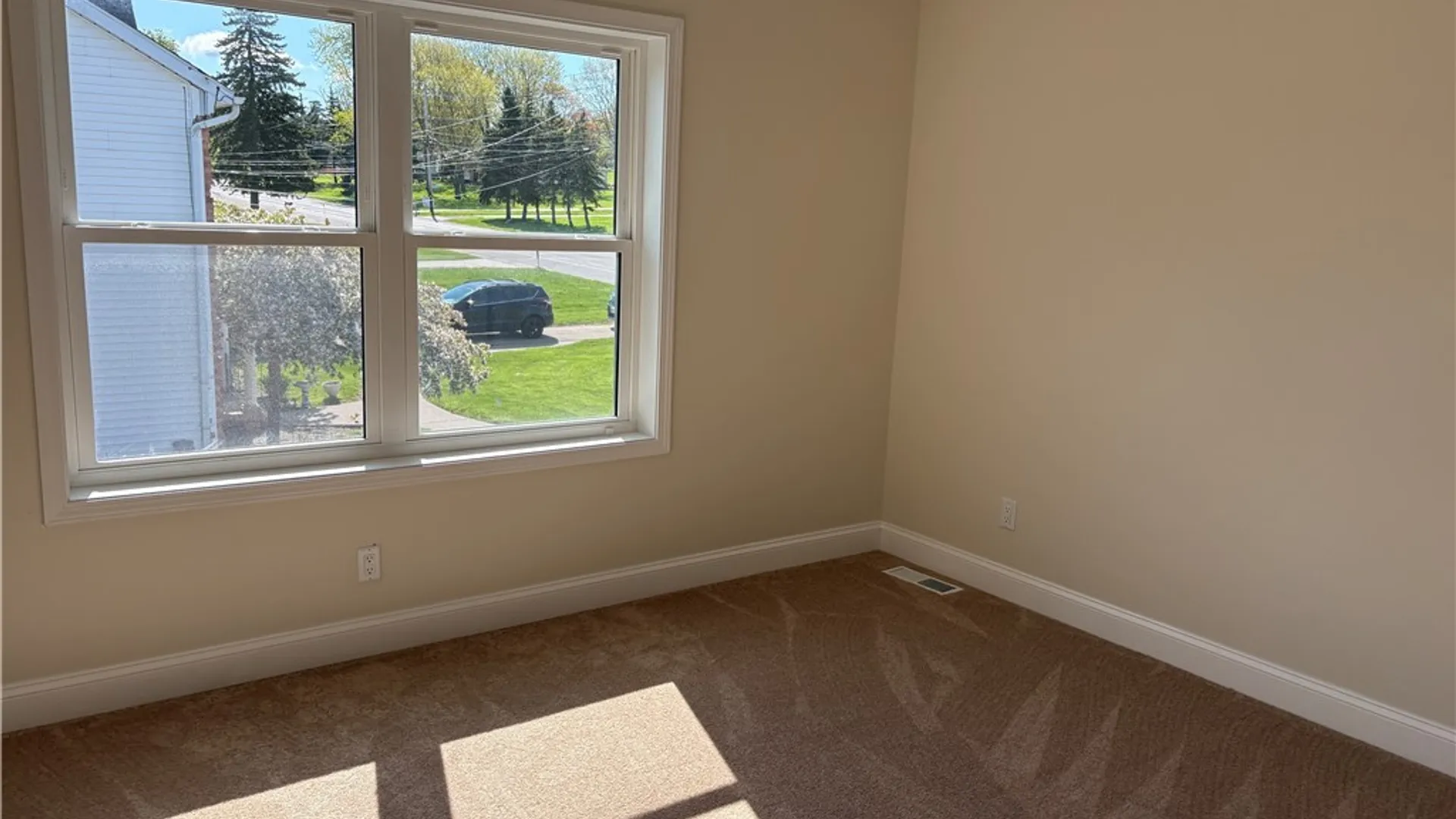 Property at 5200 Berg Road, West Seneca, NY 14218 34