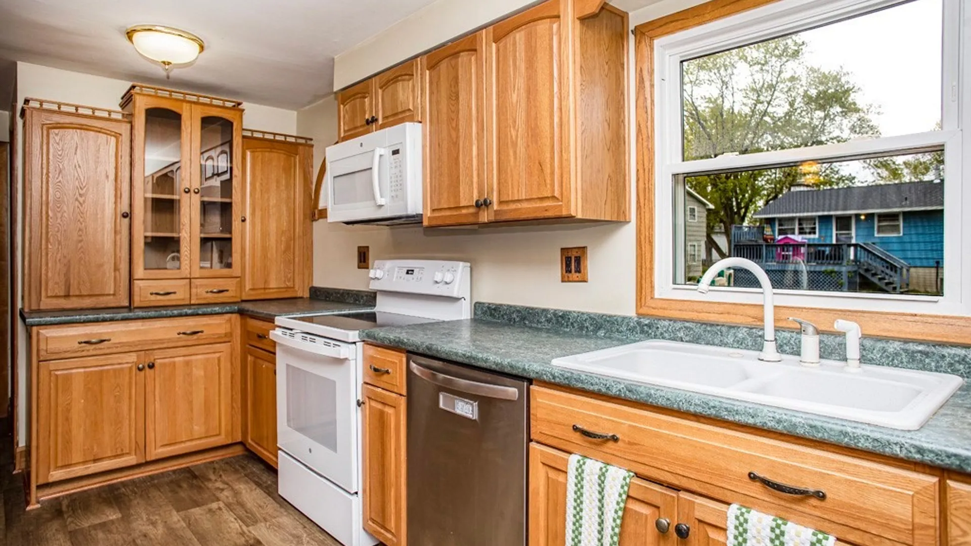 Property at 9 Nightingale, Clay, NY 13090 10