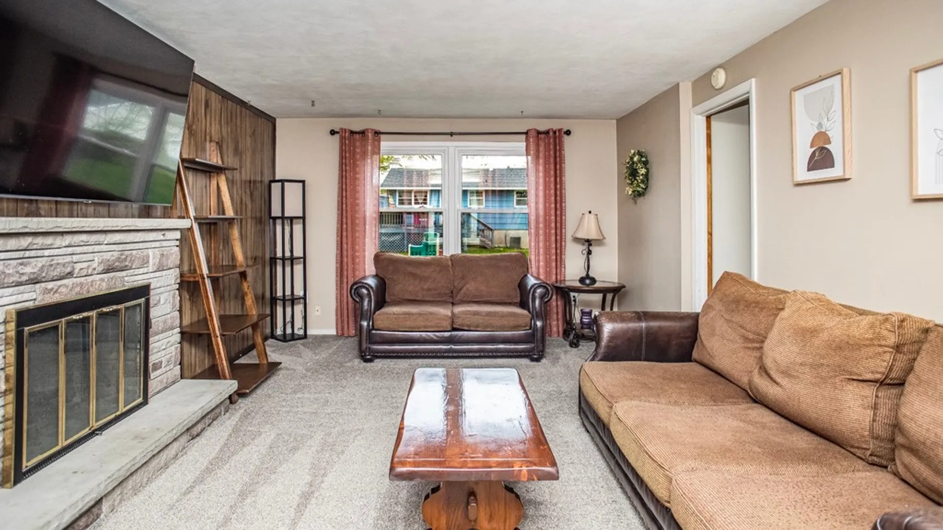 Property at 9 Nightingale, Clay, NY 13090 4