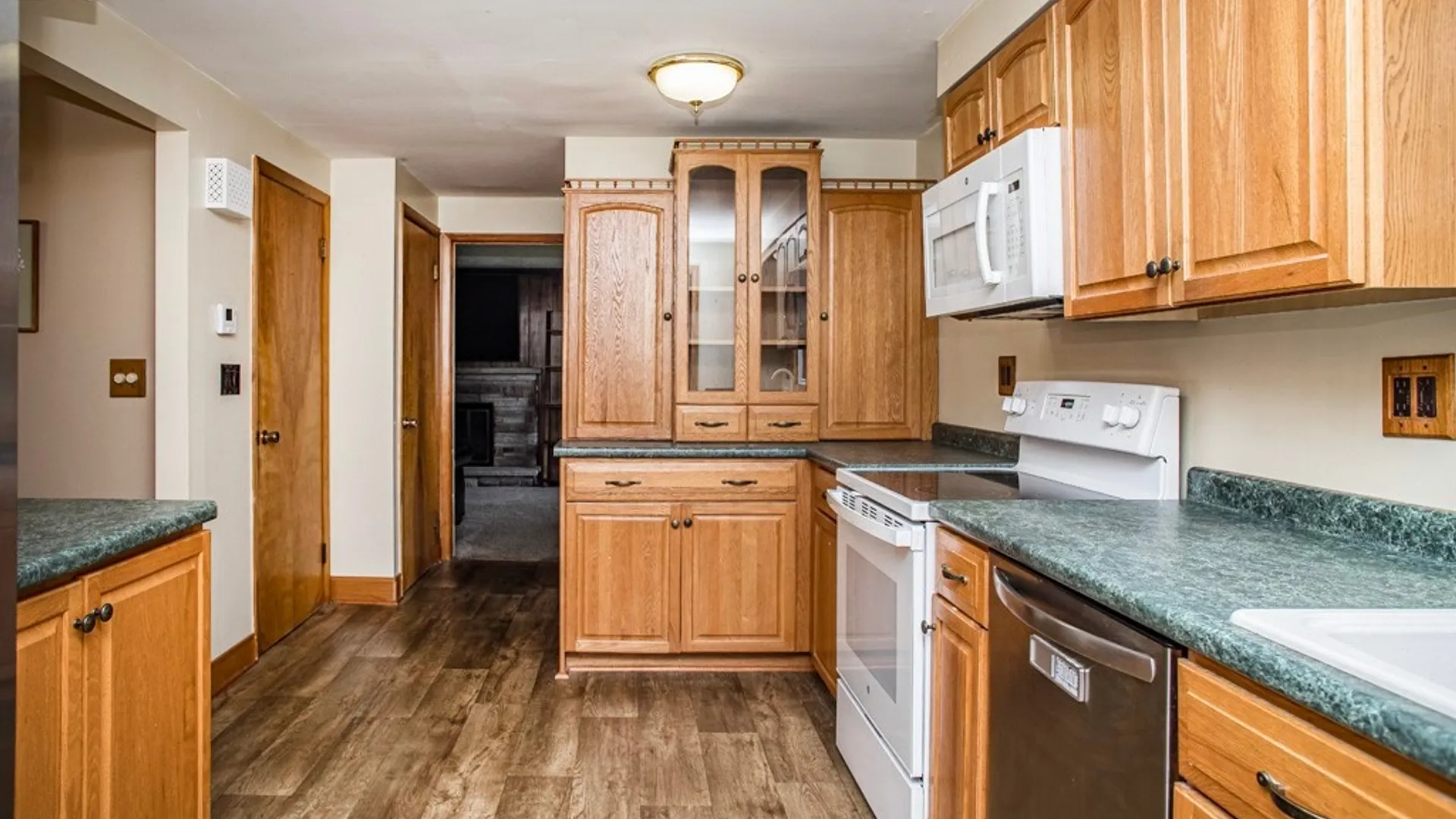 Property at 9 Nightingale, Clay, NY 13090 9