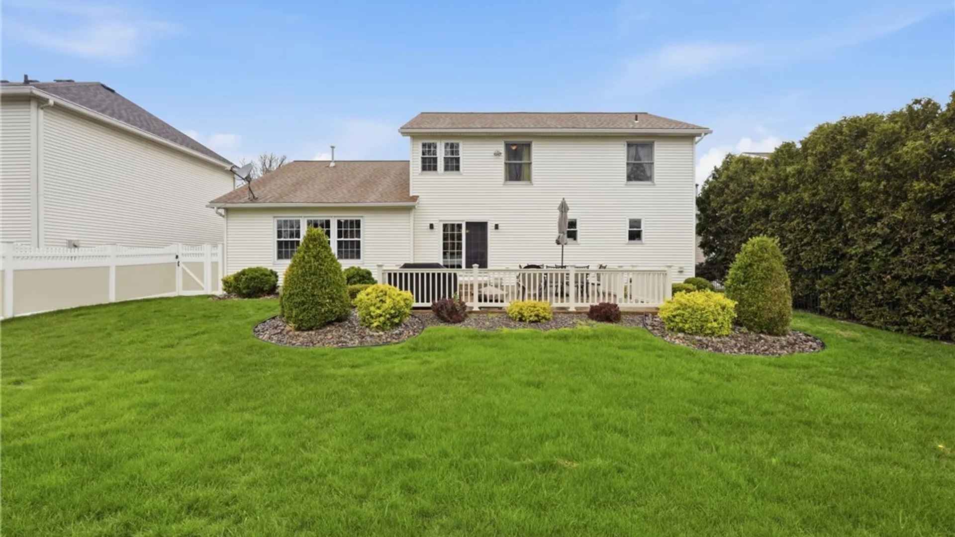 Property at 64 Parrish Court, Amherst, NY 14228 37