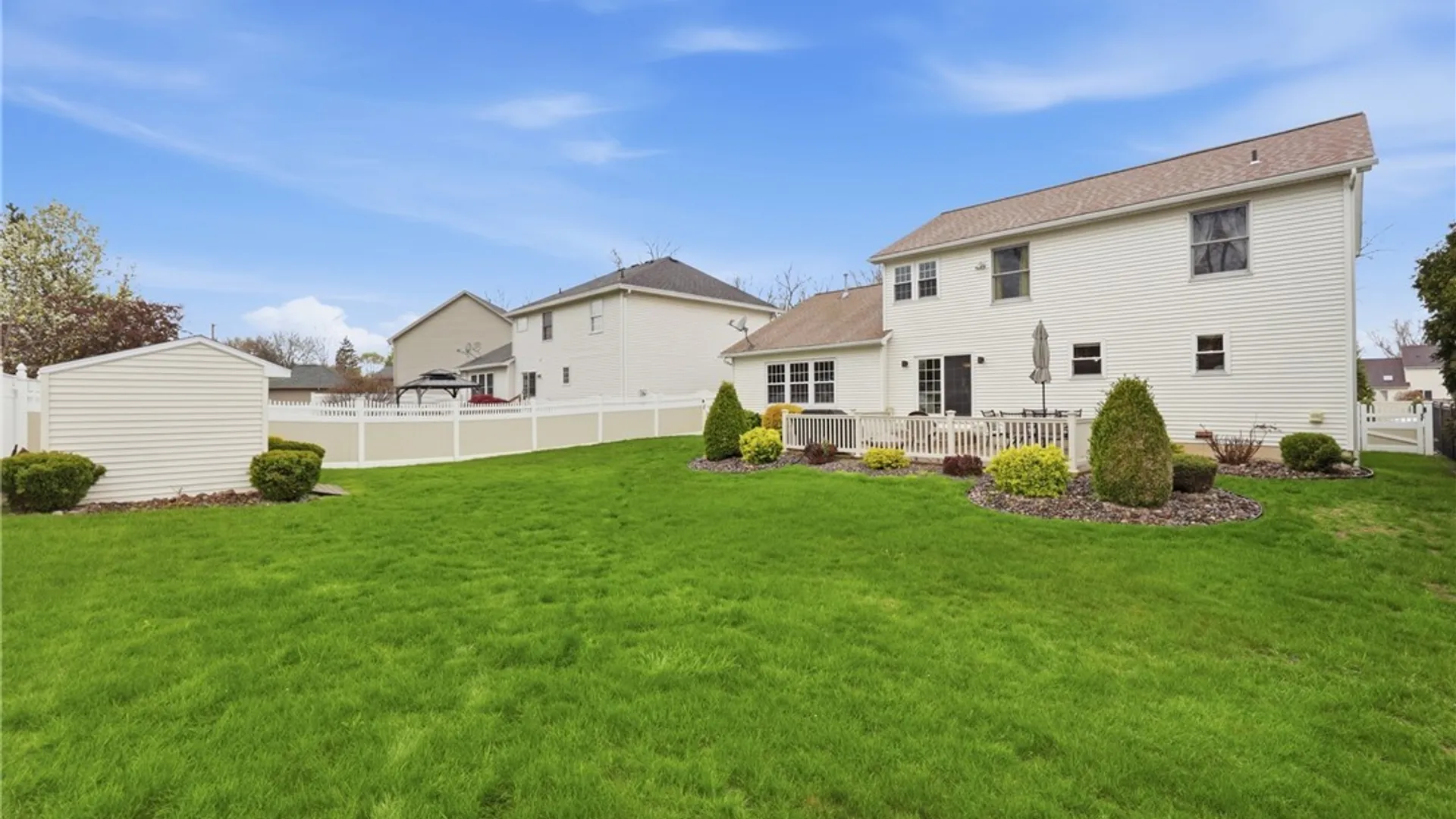Property at 64 Parrish Court, Amherst, NY 14228 38
