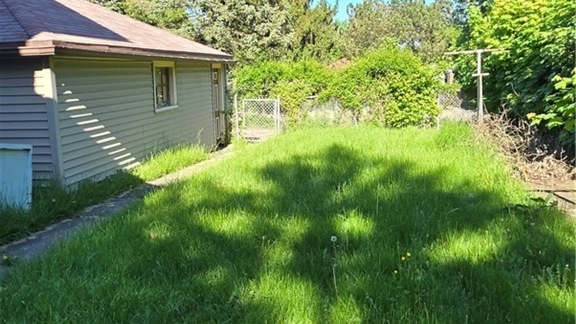 Property at 317 Portage Road, Niagara Falls, NY 14303 14