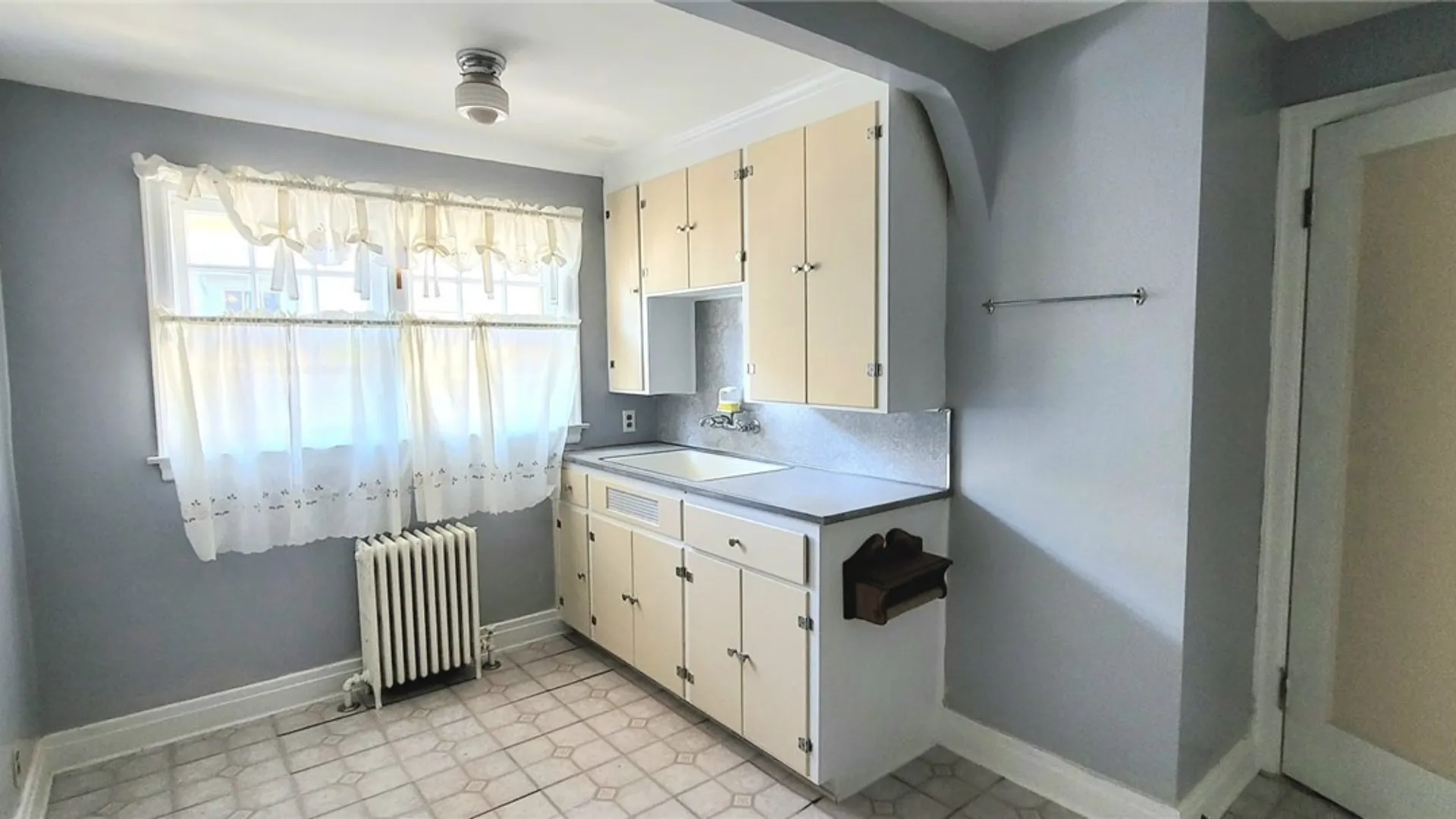 Property at 323 Portage Road, Niagara Falls, NY 14303 9