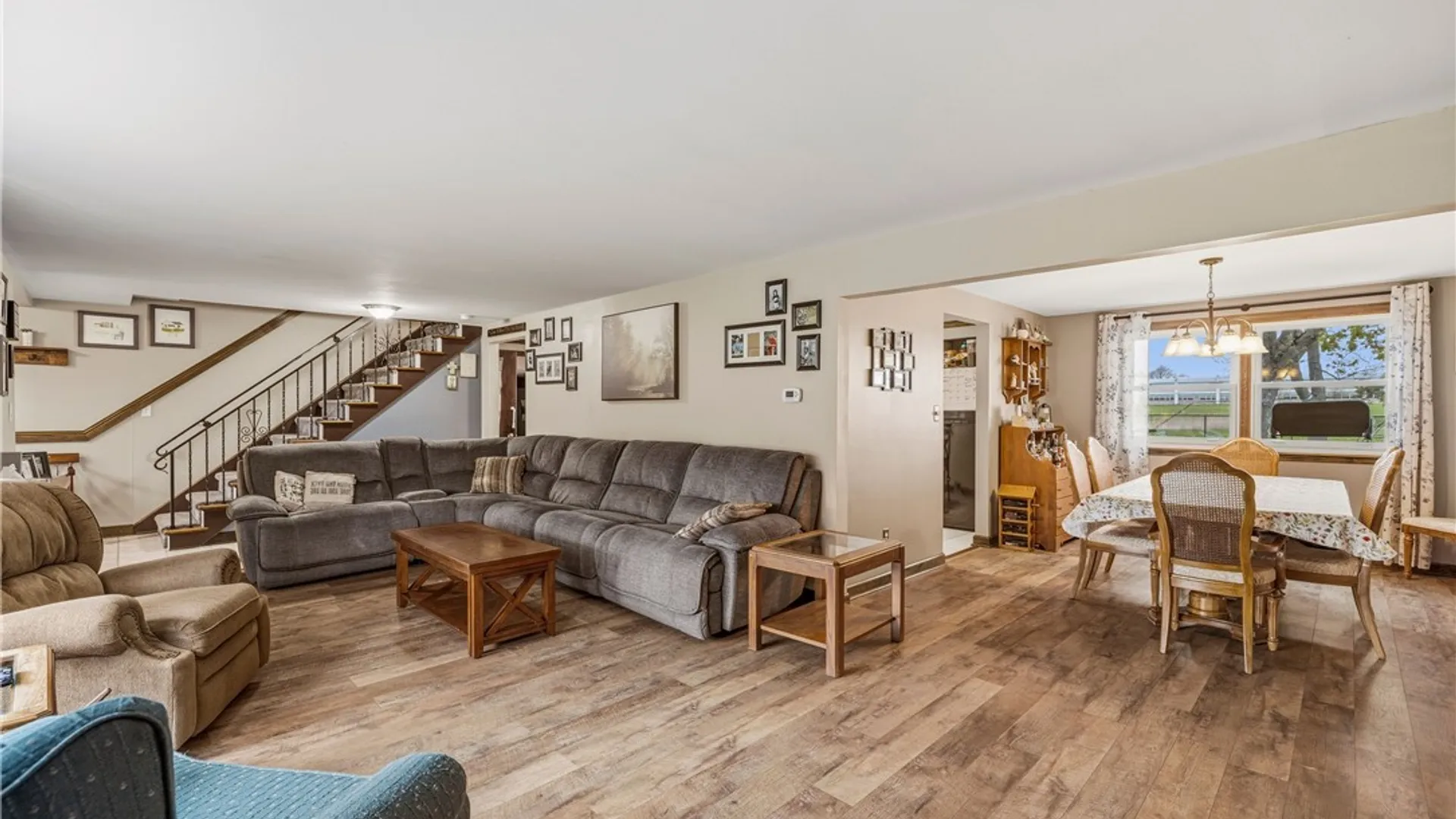 Property at 74 Impala Parkway, Lancaster, NY 14086 6