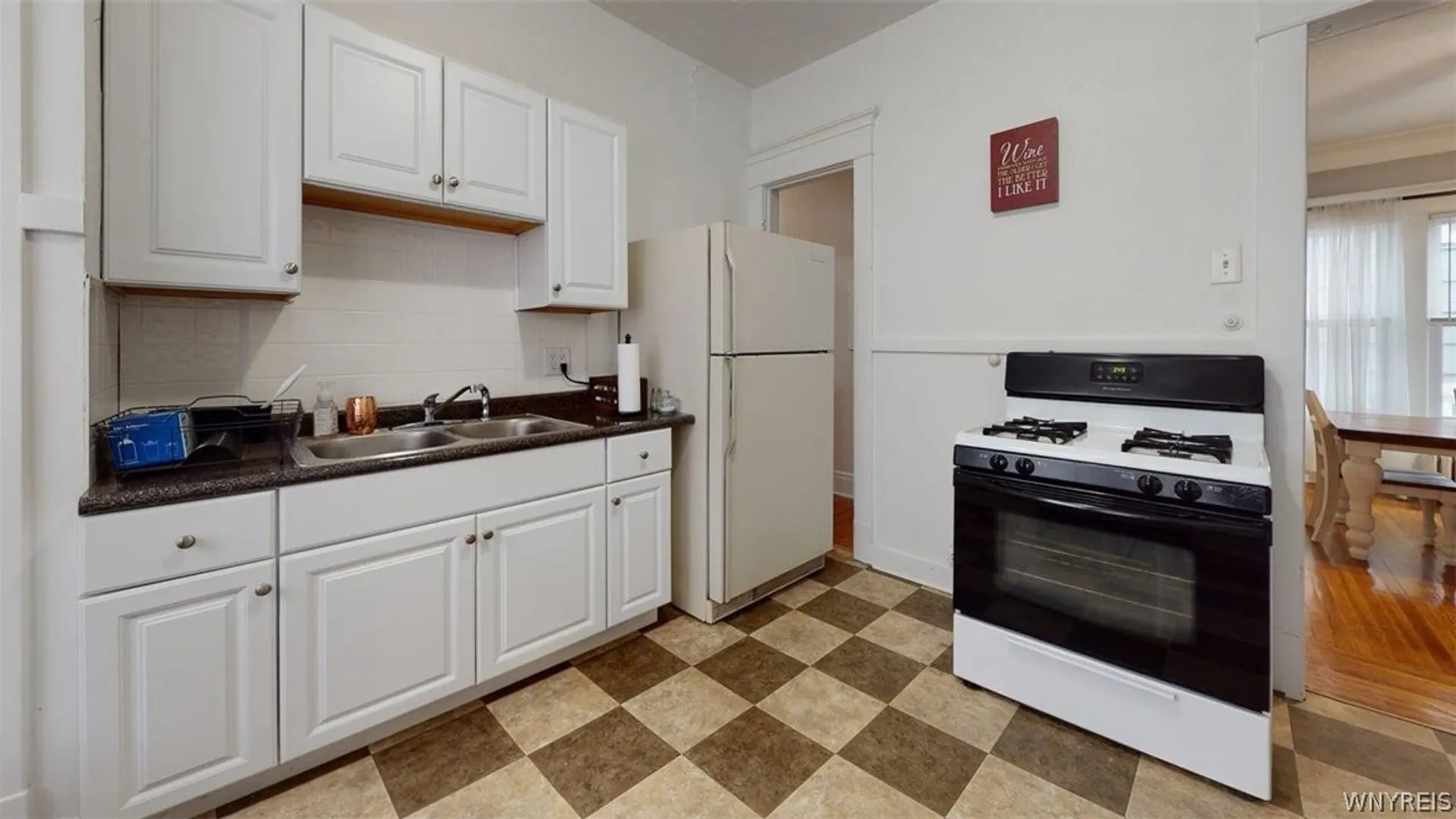 Property at 139 Fordham Drive, Buffalo, NY 14216 4
