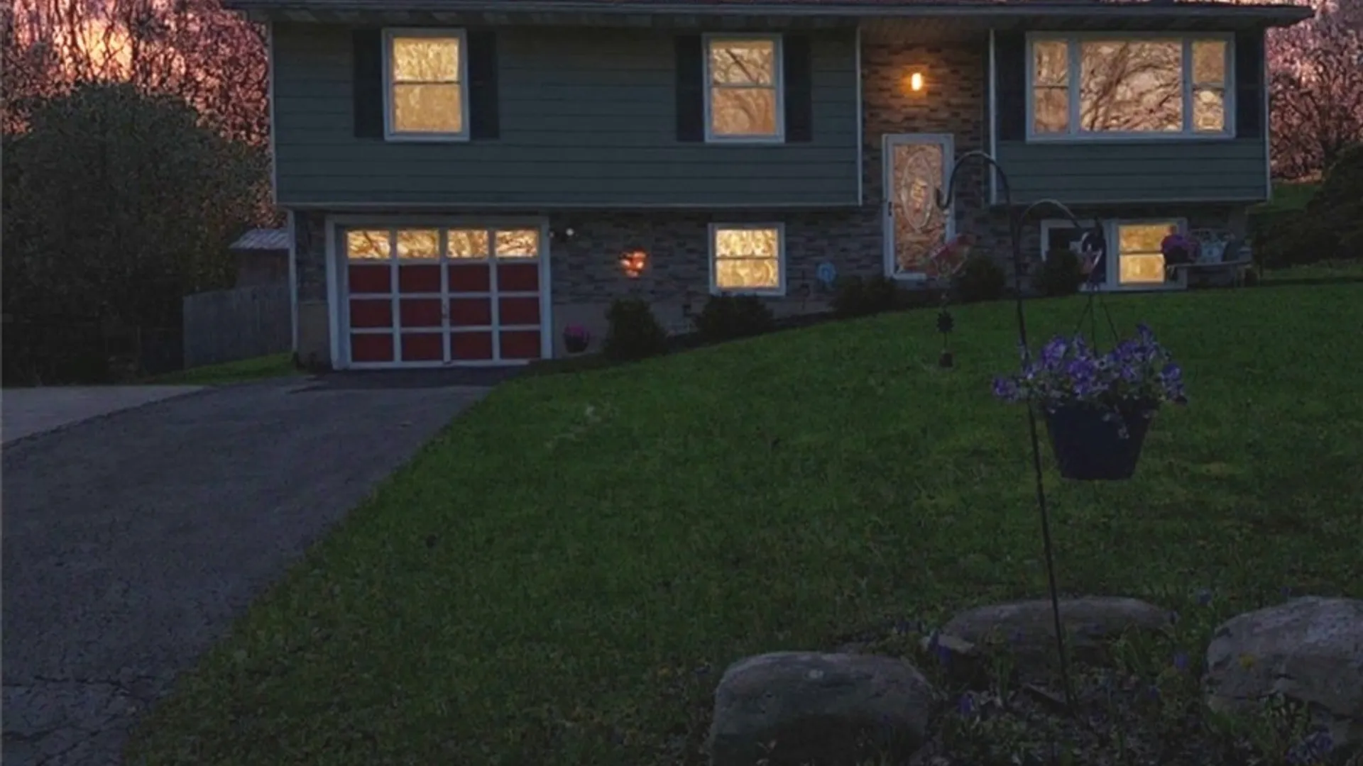 Property at 8 Briggs Drive, Auburn, NY 13021 2