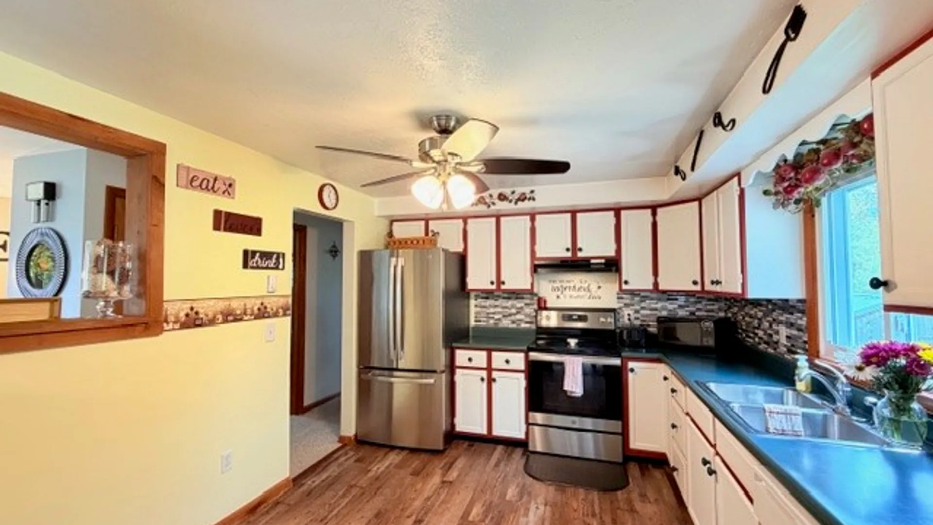 Property at 8 Briggs Drive, Auburn, NY 13021 20