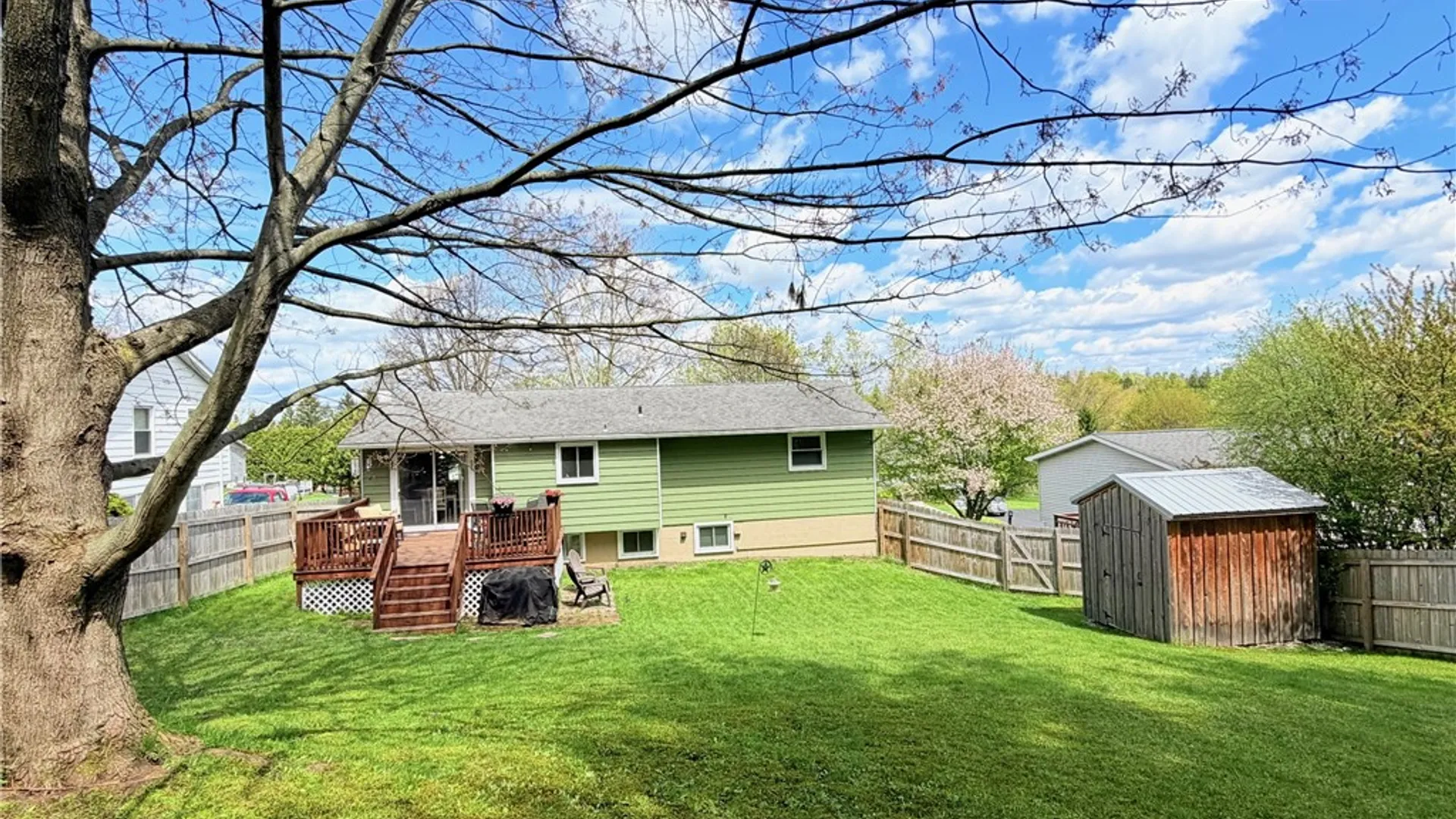 Property at 8 Briggs Drive, Auburn, NY 13021 9