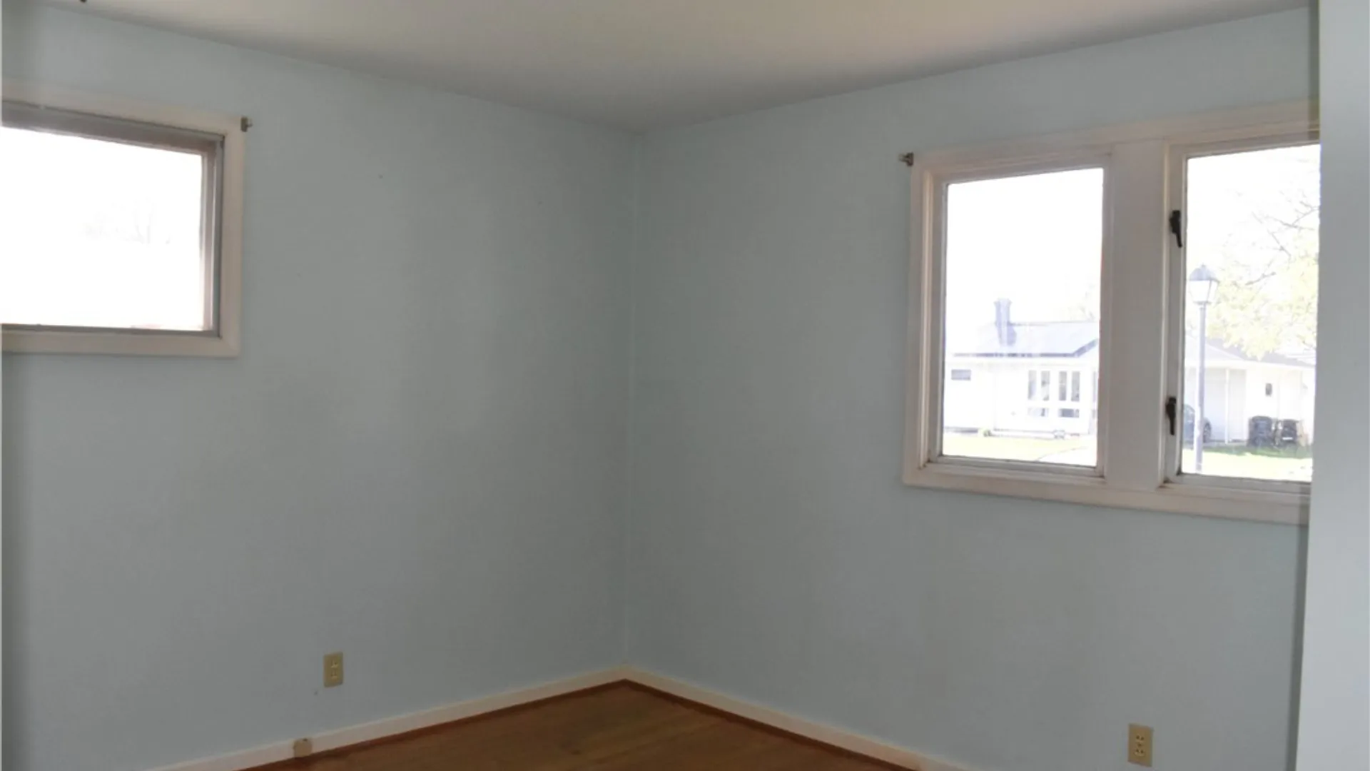 Property at 45 Idlewood Drive, Tonawanda, NY 14150 13