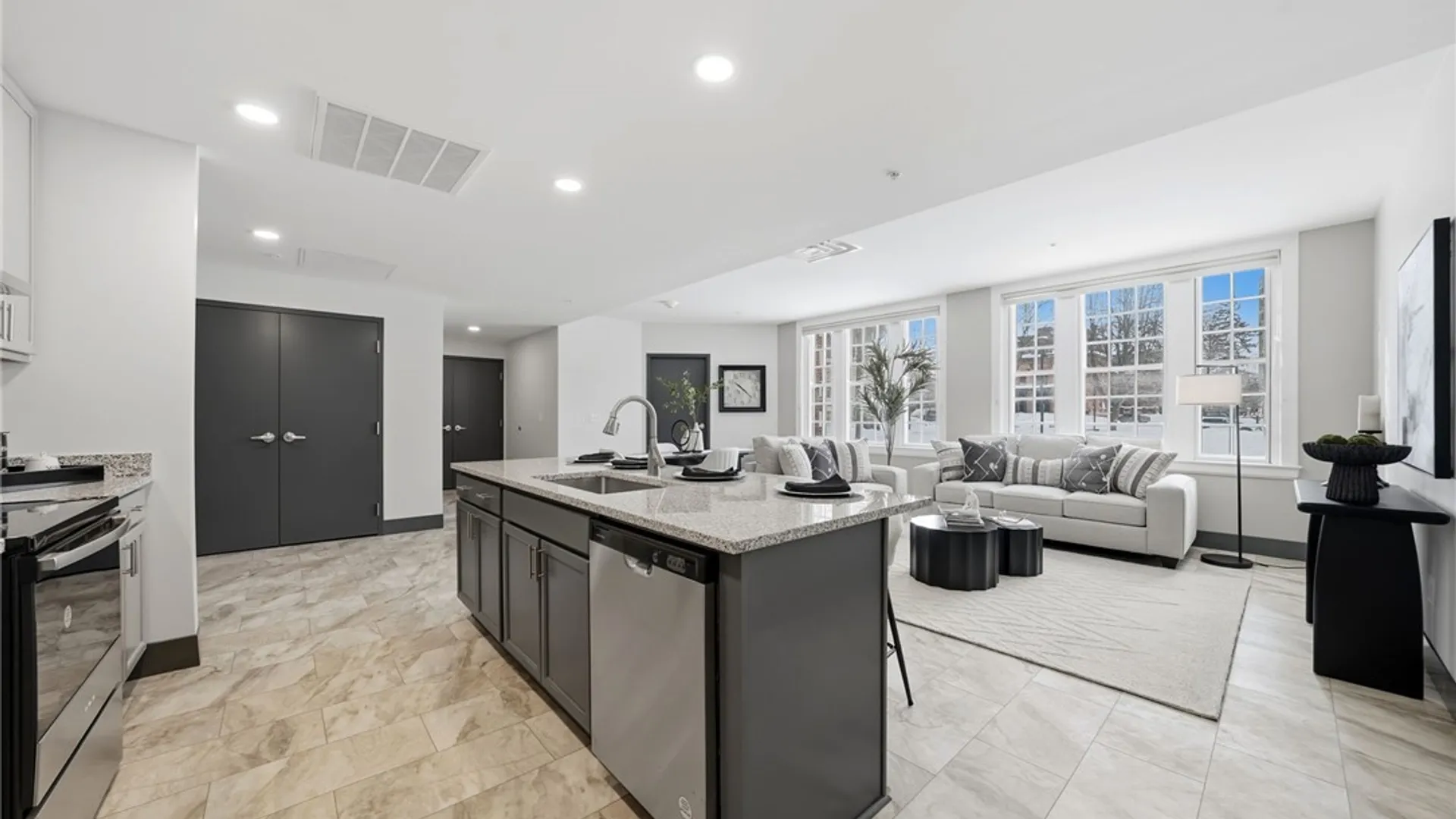 Property at 40 North Street, Buffalo, NY 14202 38
