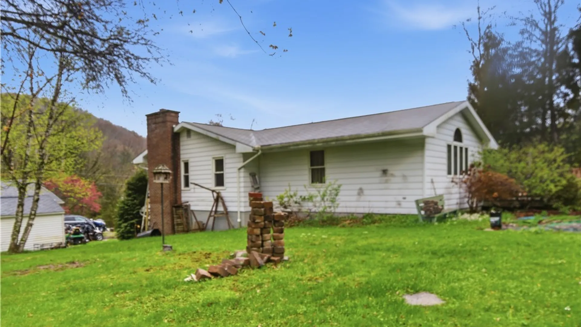 Property at 79 Little Gilbert Lane, Bradford Town, PA 16701 18