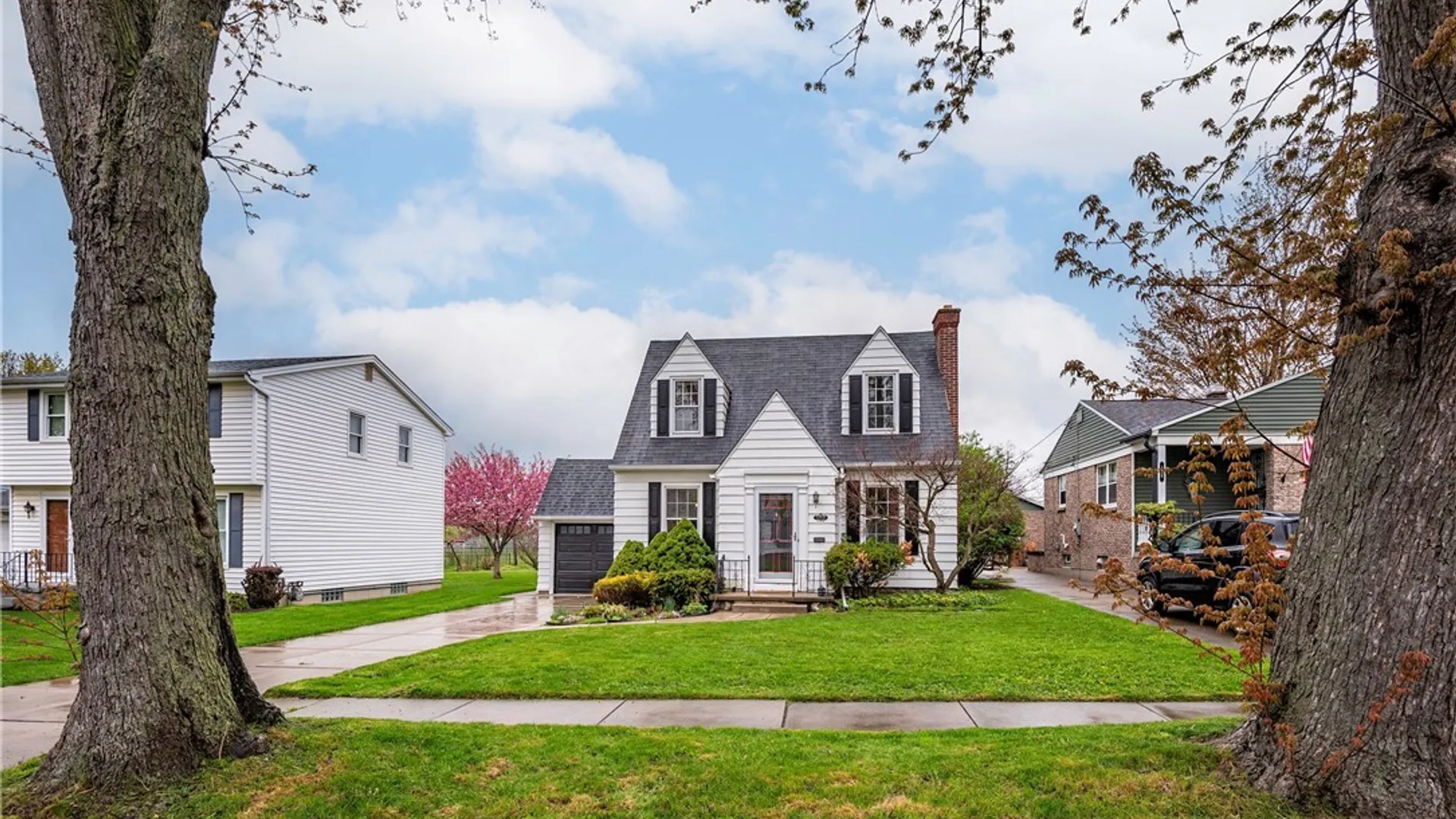 Property at 150 Woodridge Avenue, Cheektowaga, NY 14225 3
