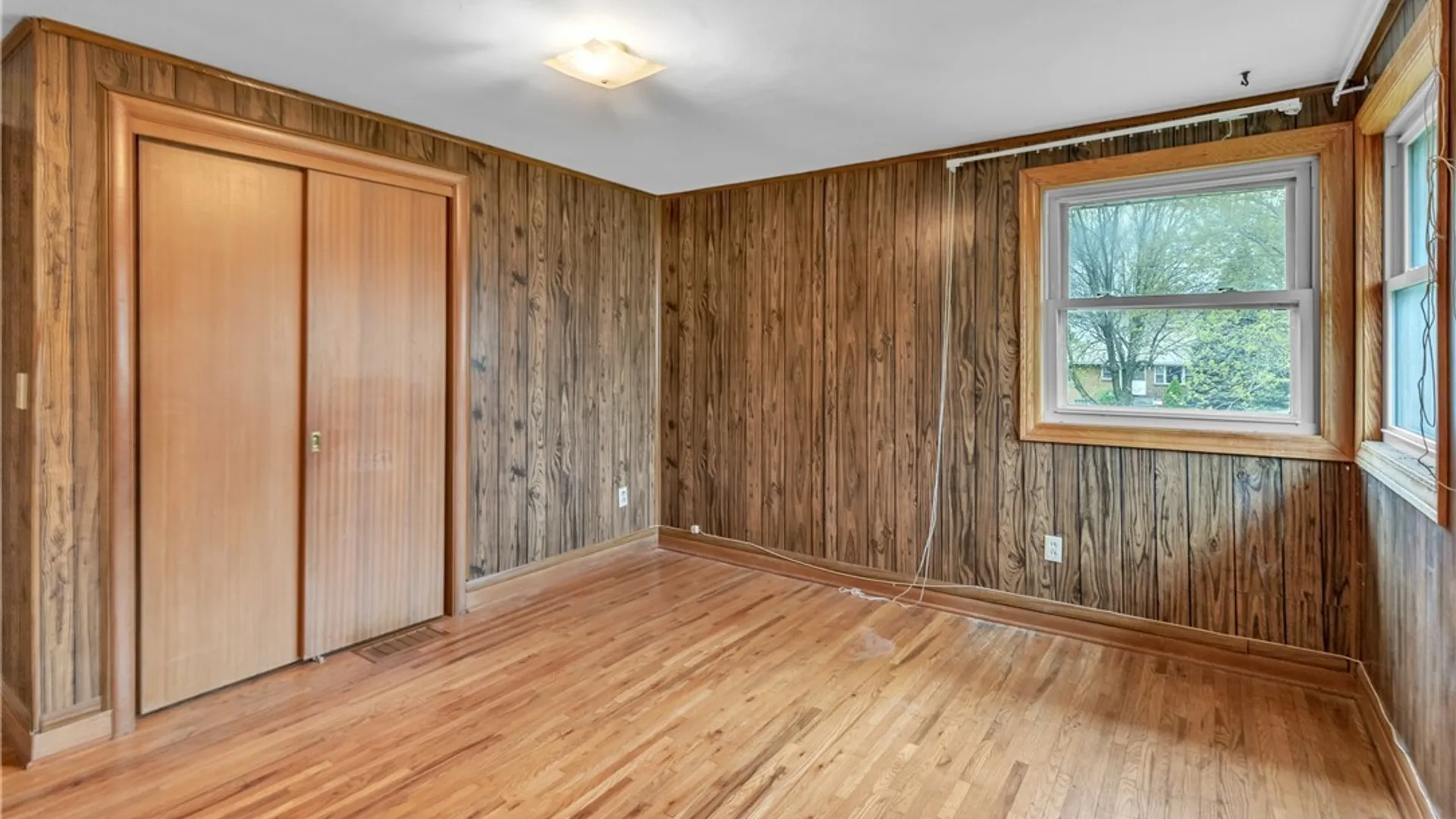 Property at 300 Oakwood Drive, Amherst, NY 14221 21