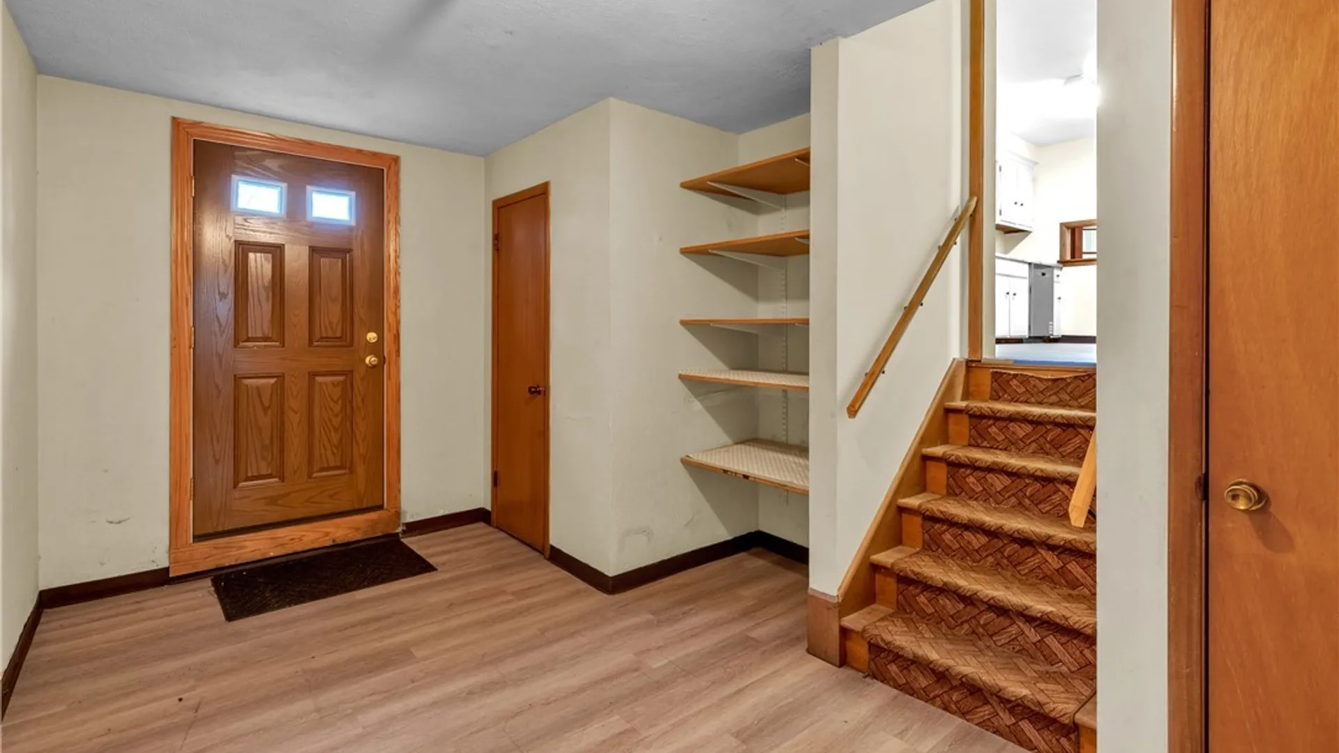 Property at 300 Oakwood Drive, Amherst, NY 14221 25