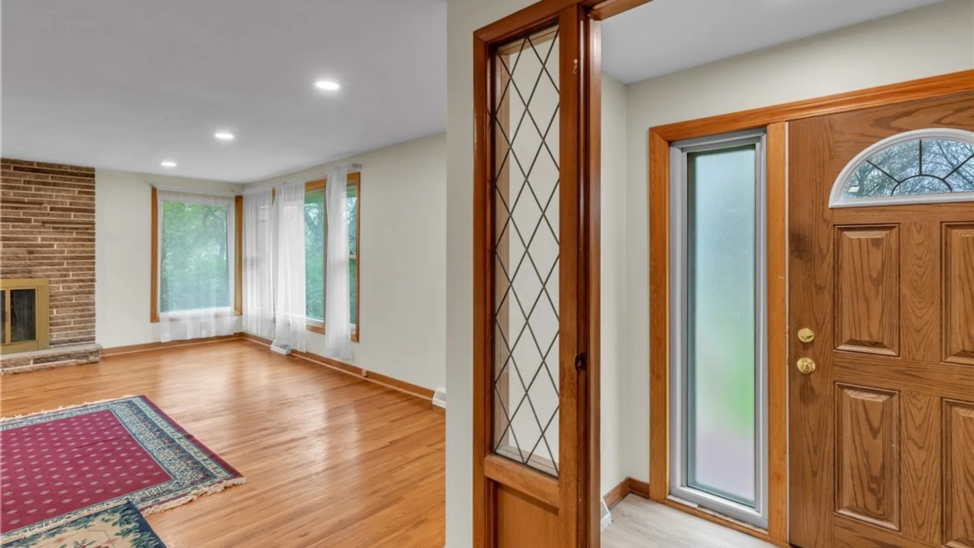 Property at 300 Oakwood Drive, Amherst, NY 14221 7