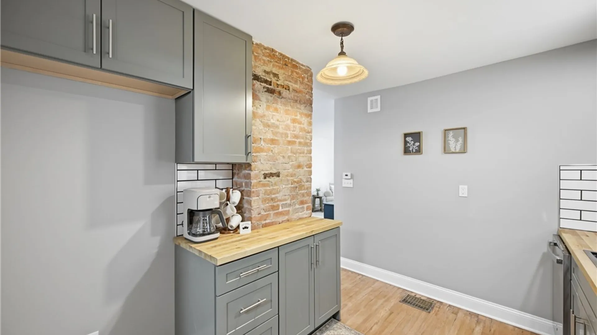 Property at 92 Gallatin Avenue, Buffalo, NY 14207 11