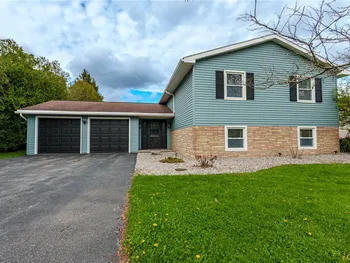 Property at 112 Manor Lane, Whitestown, NY 13424