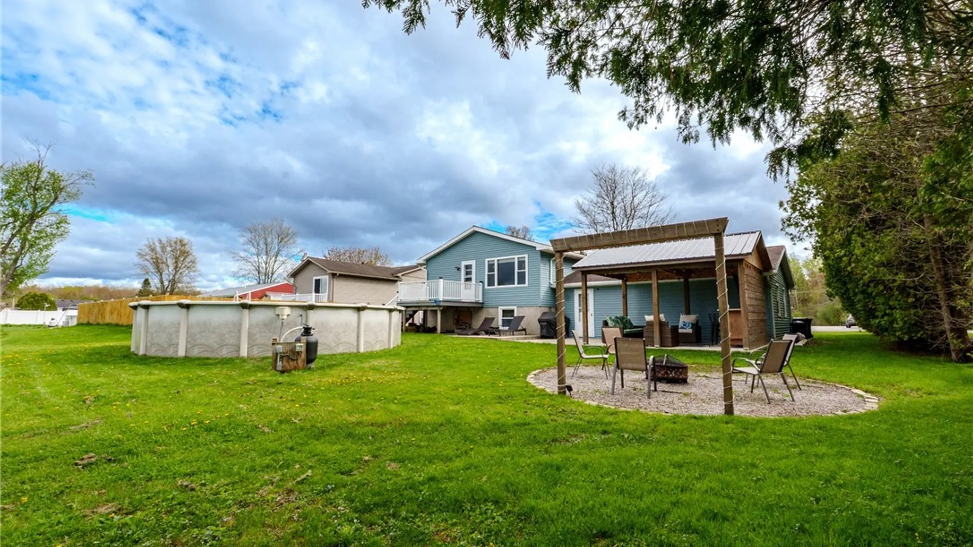 Property at 112 Manor Lane, Whitestown, NY 13424 25