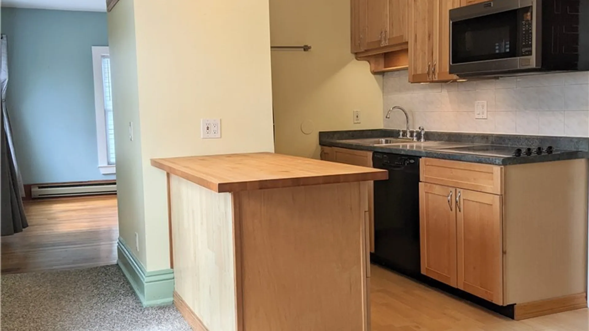 Property at 344 Hudson Street, Buffalo, NY 14201 7