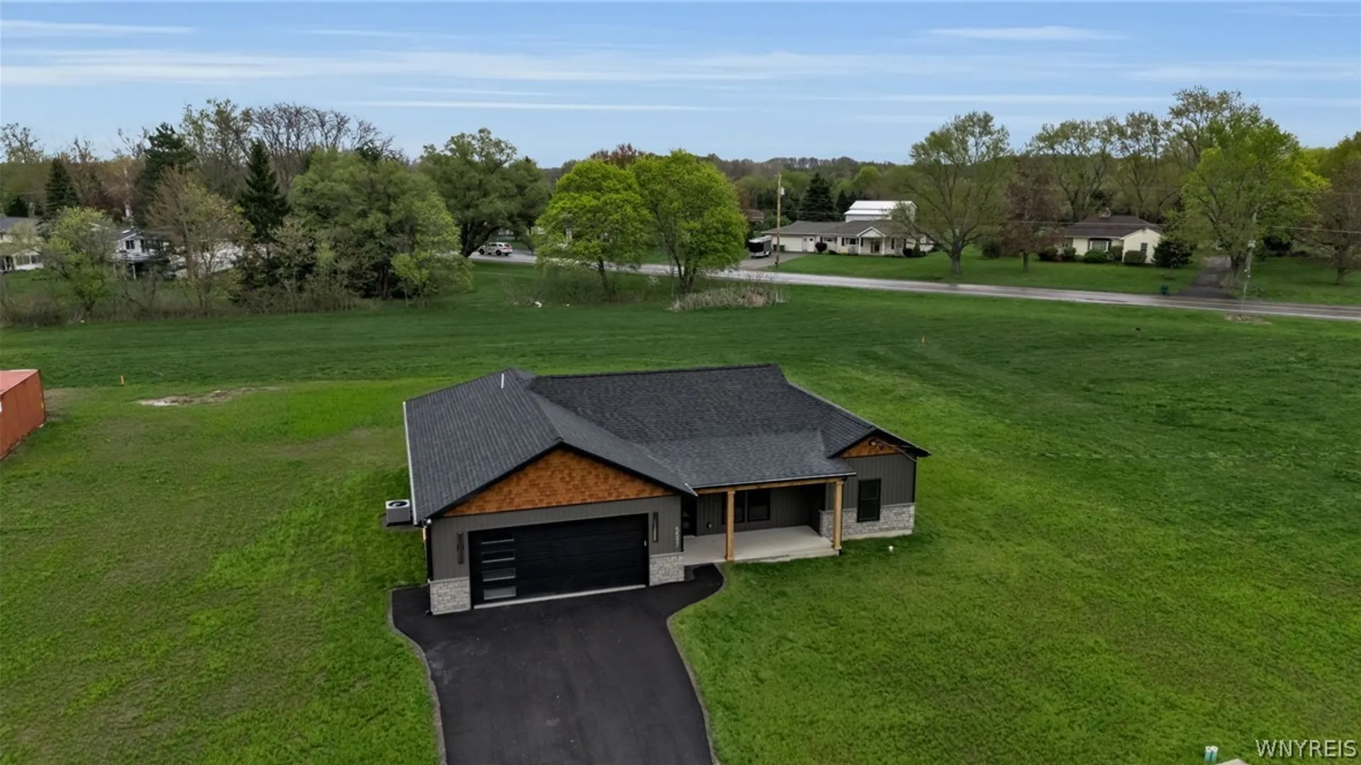Property at 5597 Stone Road, Lockport Town, NY 14094 4