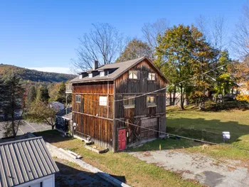 Property at 269 Pennsylvania Ave, Hancock, NY 13783