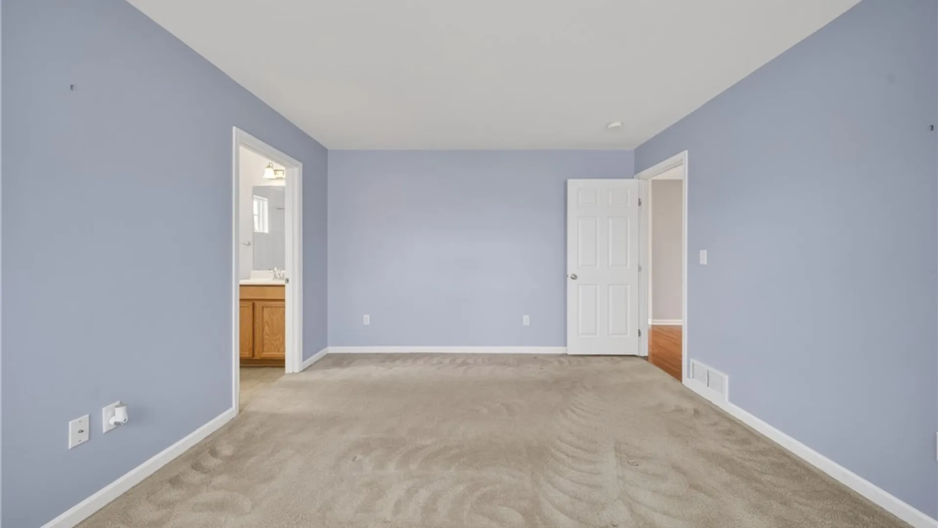Property at 5472 Alfreton Drive, Clay, NY 13041 23
