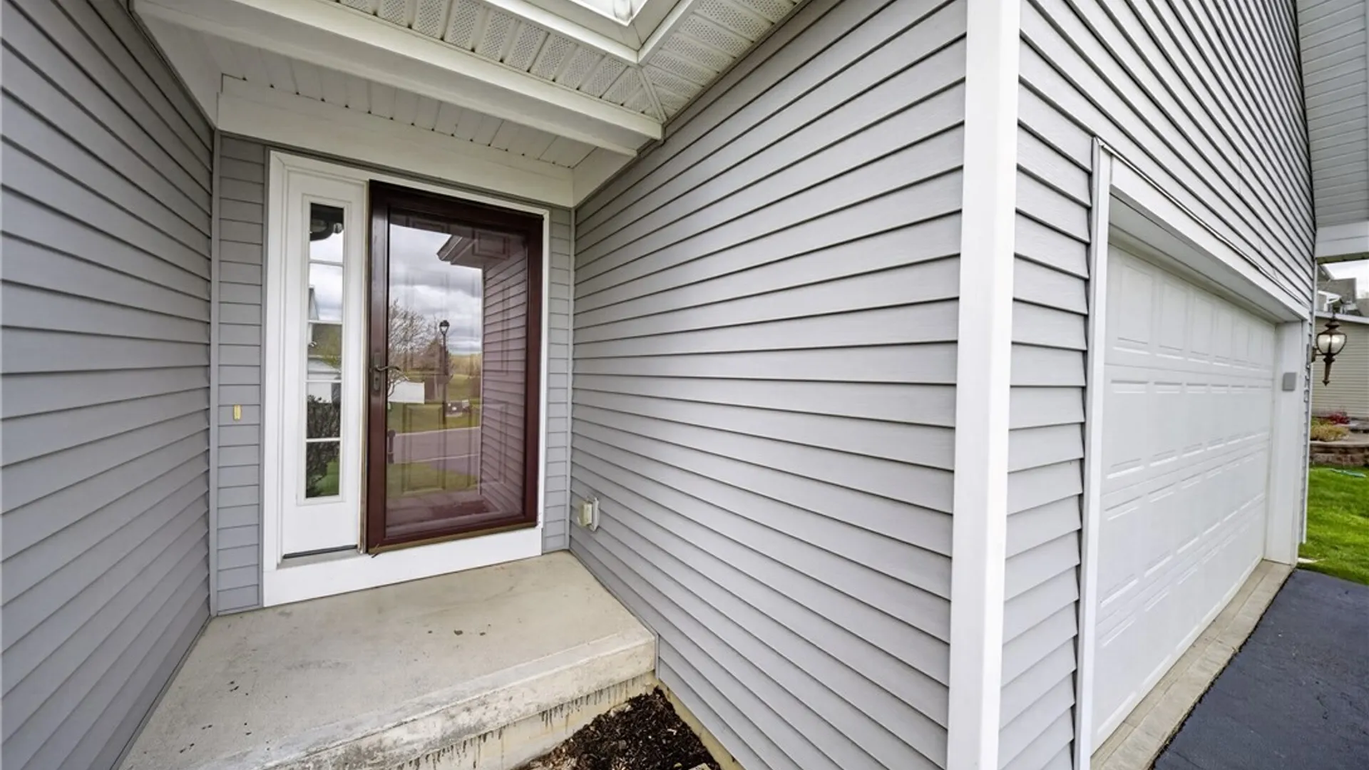 Property at 5472 Alfreton Drive, Clay, NY 13041 3