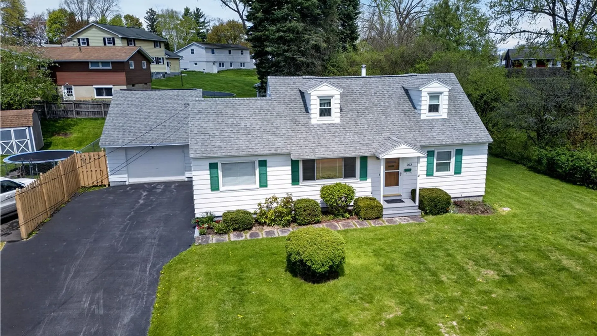 Property at 203 Chestnut Heights Drive, Salina, NY 13088 2