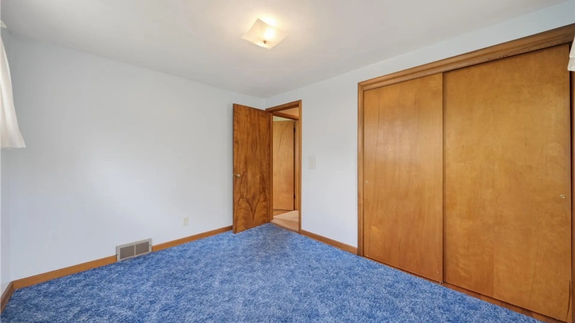 Property at 203 Chestnut Heights Drive, Salina, NY 13088 24
