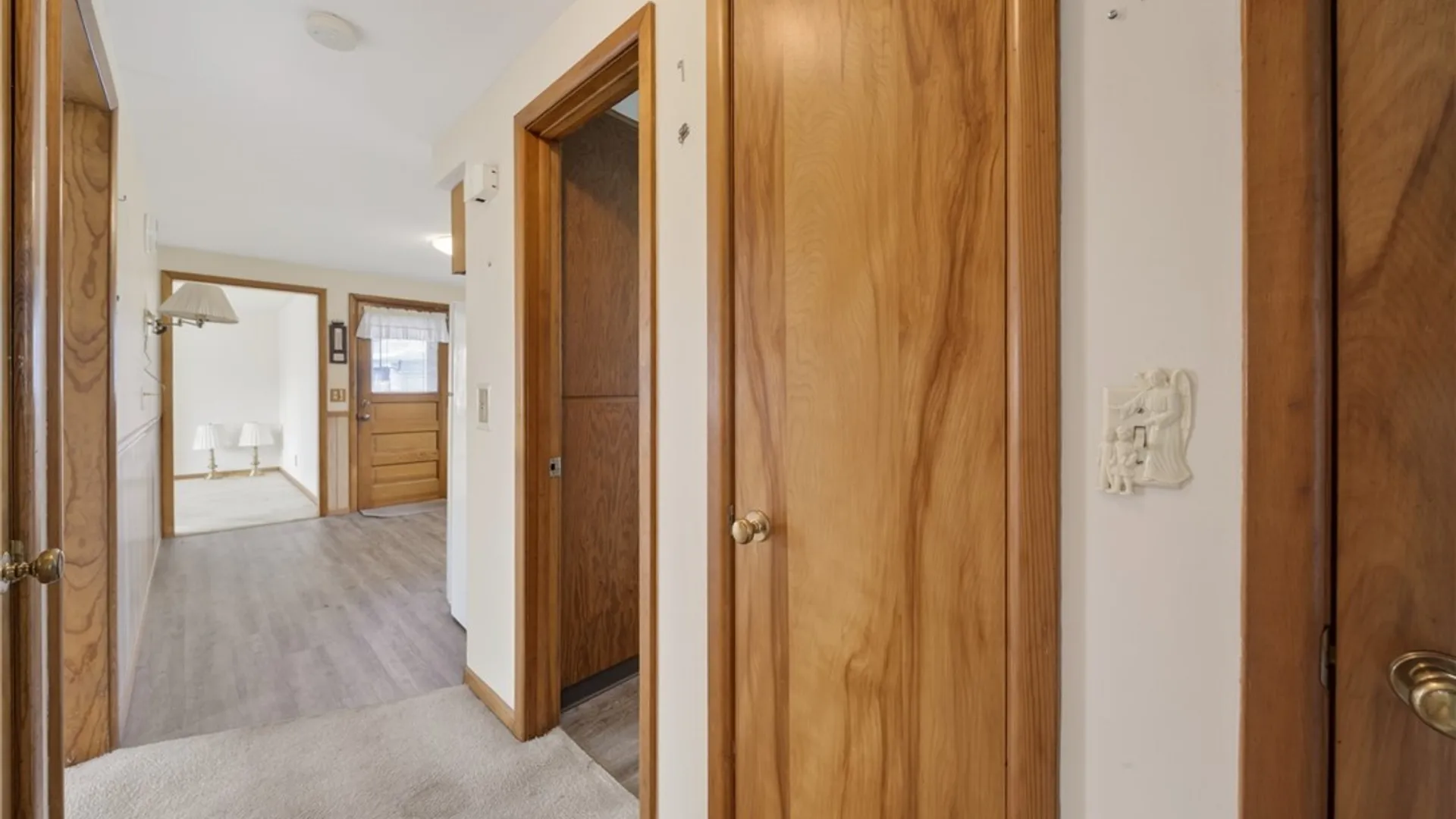 Property at 203 Chestnut Heights Drive, Salina, NY 13088 27