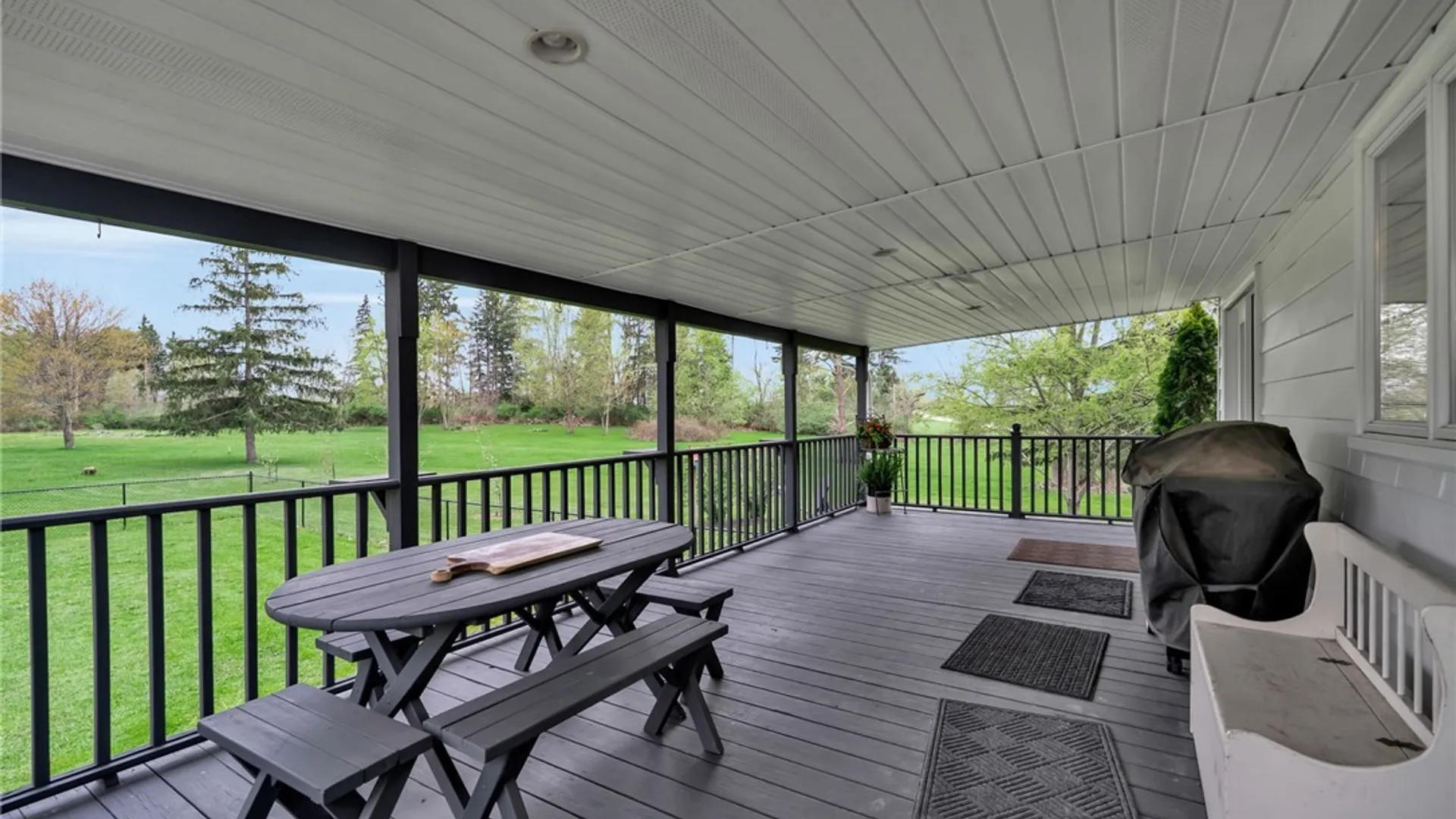 Property at 9848 Chestnut Ridge Road, Royalton, NY 14105 11