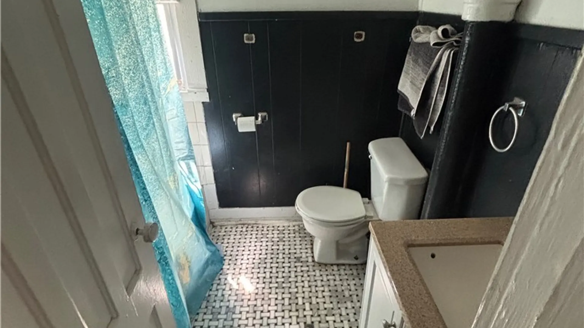 Property at 105 Charmouth Dr Drive, Syracuse, NY 13207 15