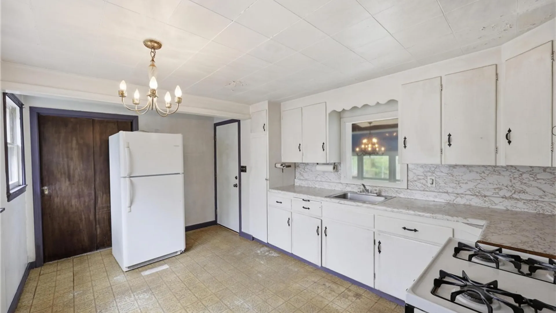 Property at 136 Tyler Street, Buffalo, NY 14214 10