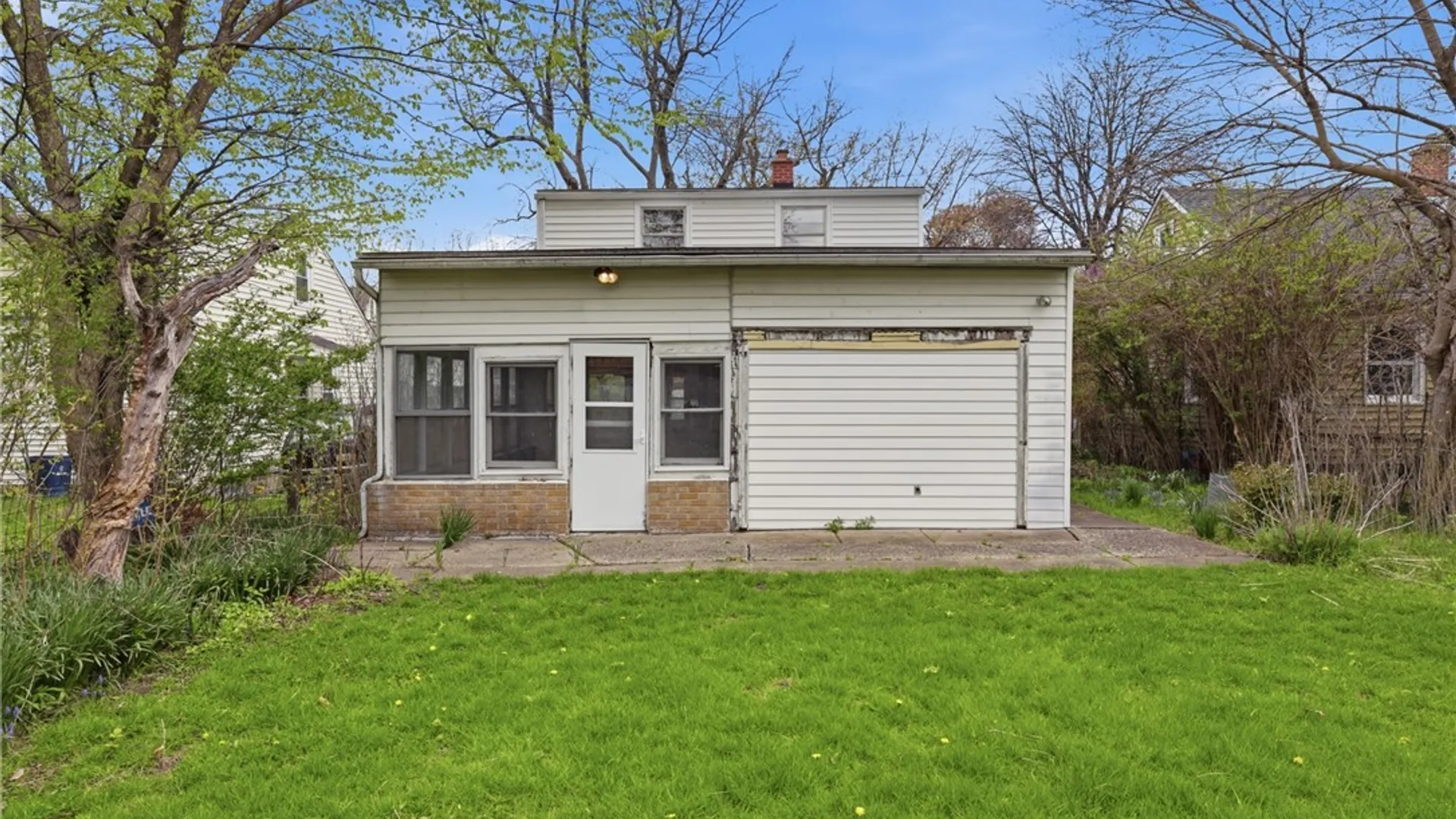 Property at 136 Tyler Street, Buffalo, NY 14214 23
