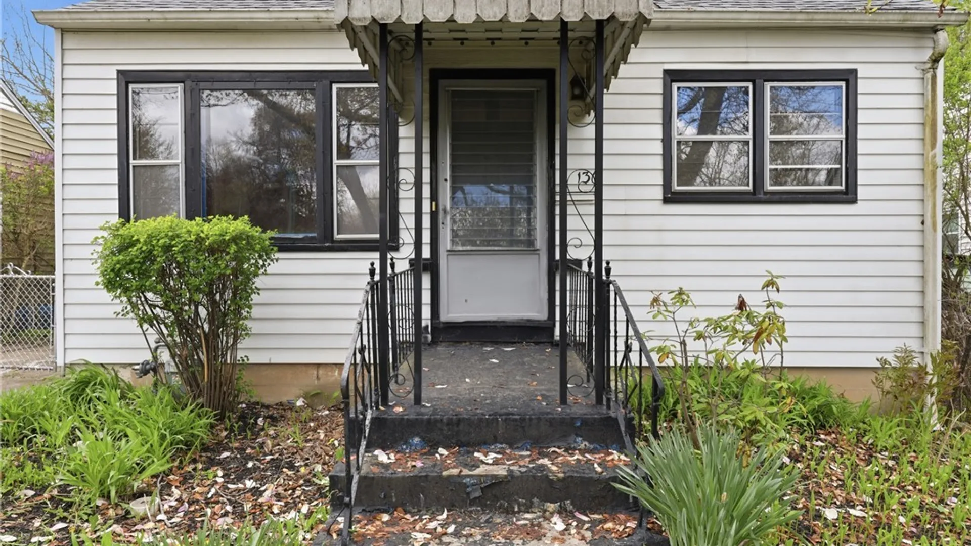 Property at 136 Tyler Street, Buffalo, NY 14214 3