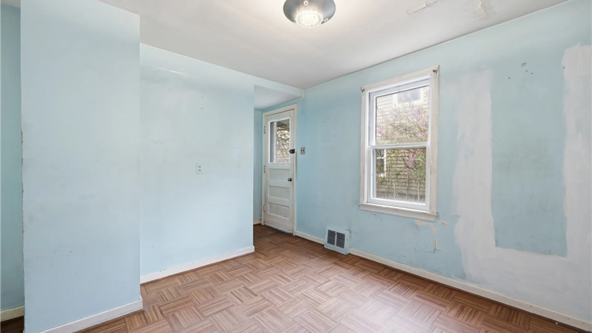 Property at 136 Tyler Street, Buffalo, NY 14214 7