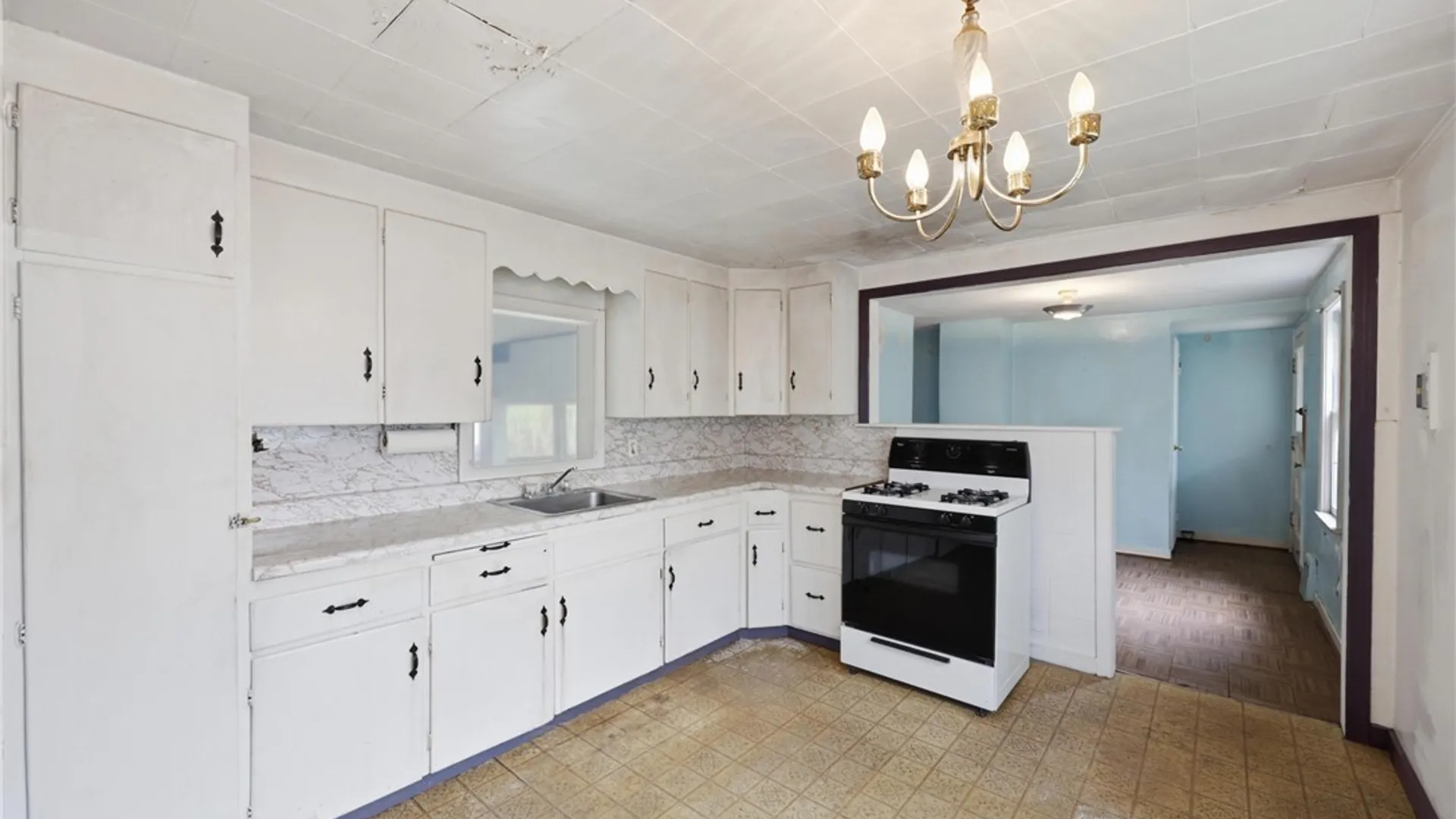 Property at 136 Tyler Street, Buffalo, NY 14214 9