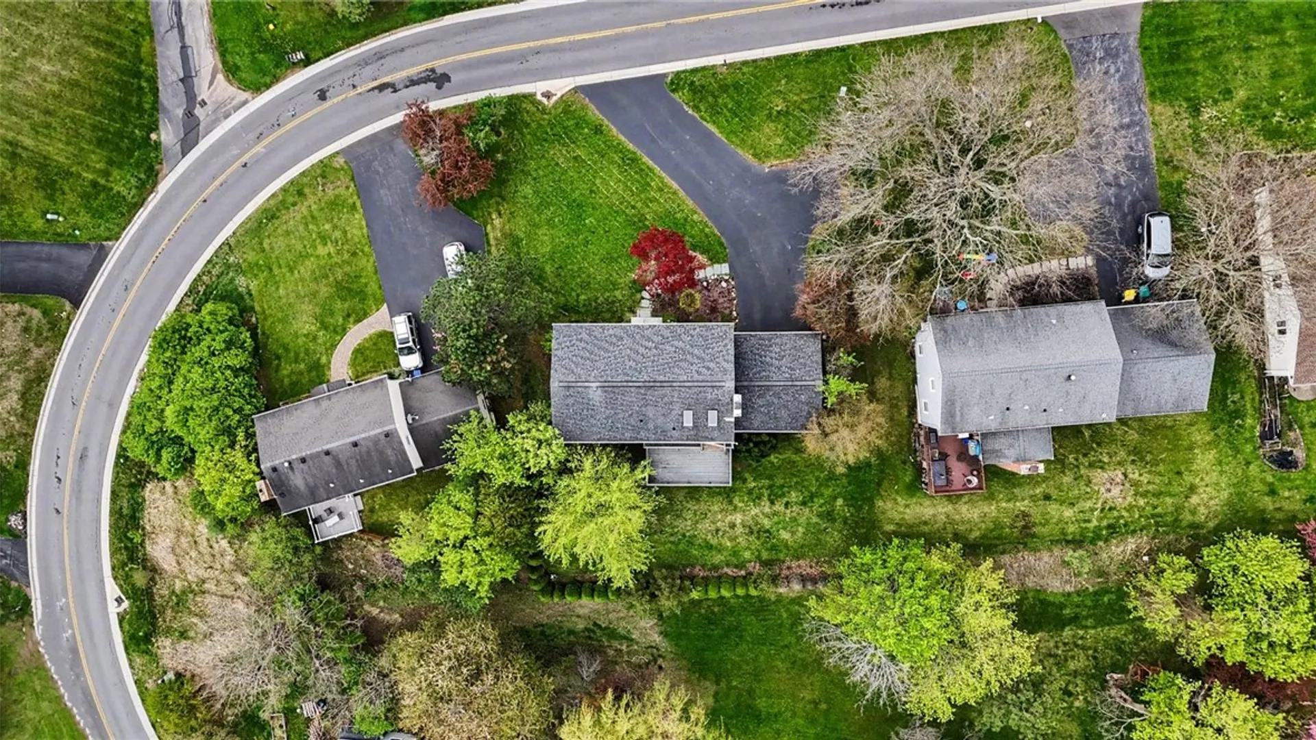 Property at 51 Selborne Chase, Perinton, NY 14450 37