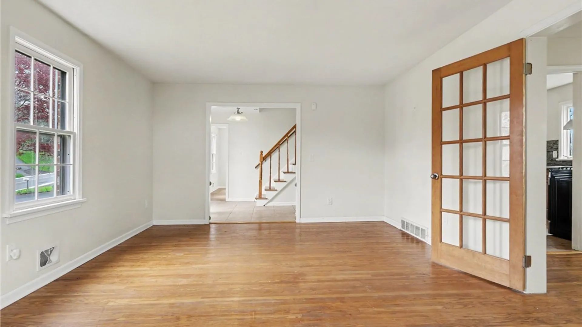Property at 51 Selborne Chase, Perinton, NY 14450 6