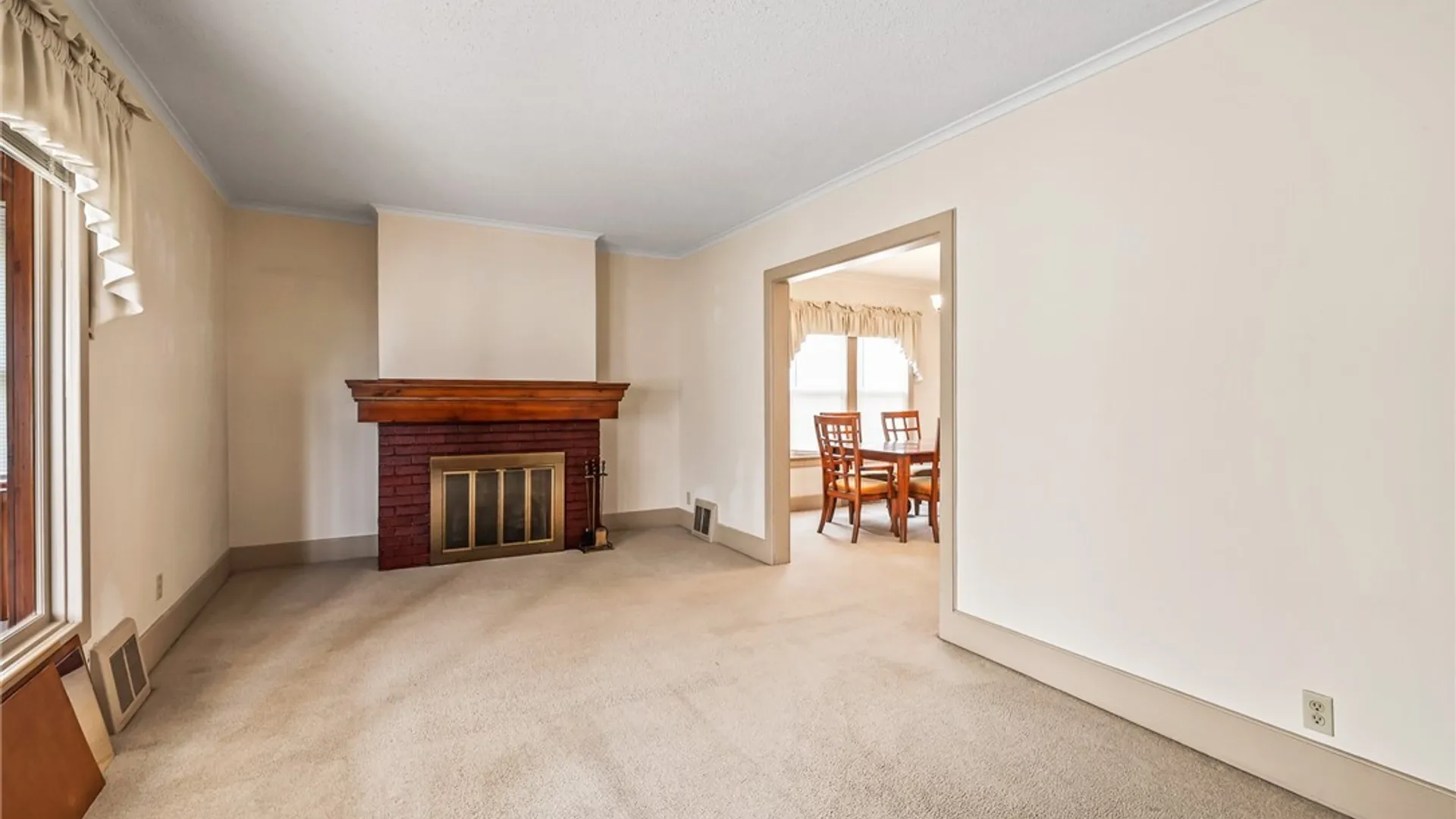 Property at 121 60th Street, Niagara Falls, NY 14304 8