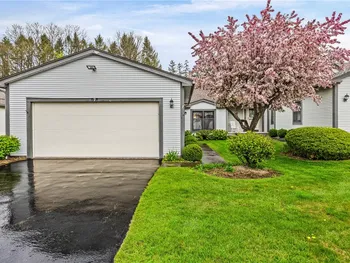 Property at 7 Midlakes Drive, Canandaigua City, NY 14424