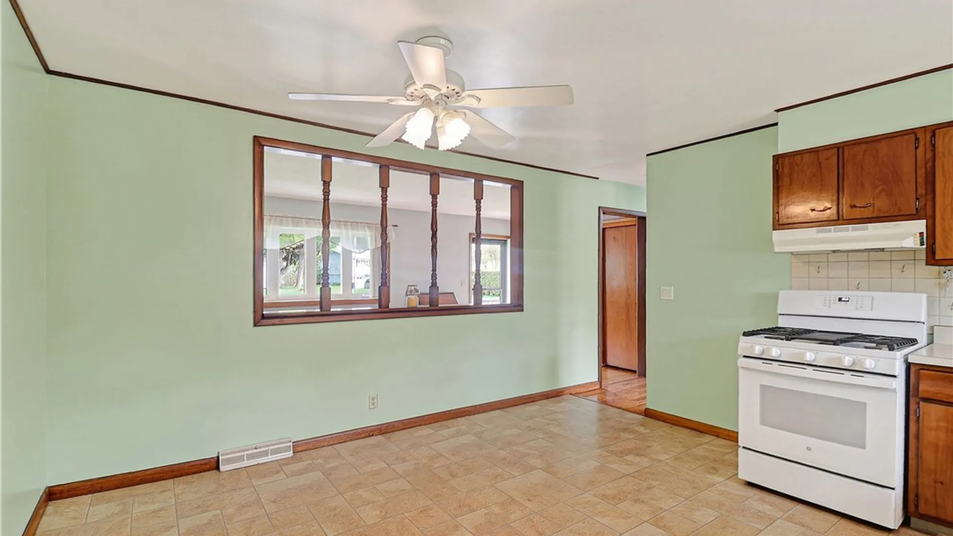 Property at 21 Marilyn Drive, Whitestown, NY 13492 19