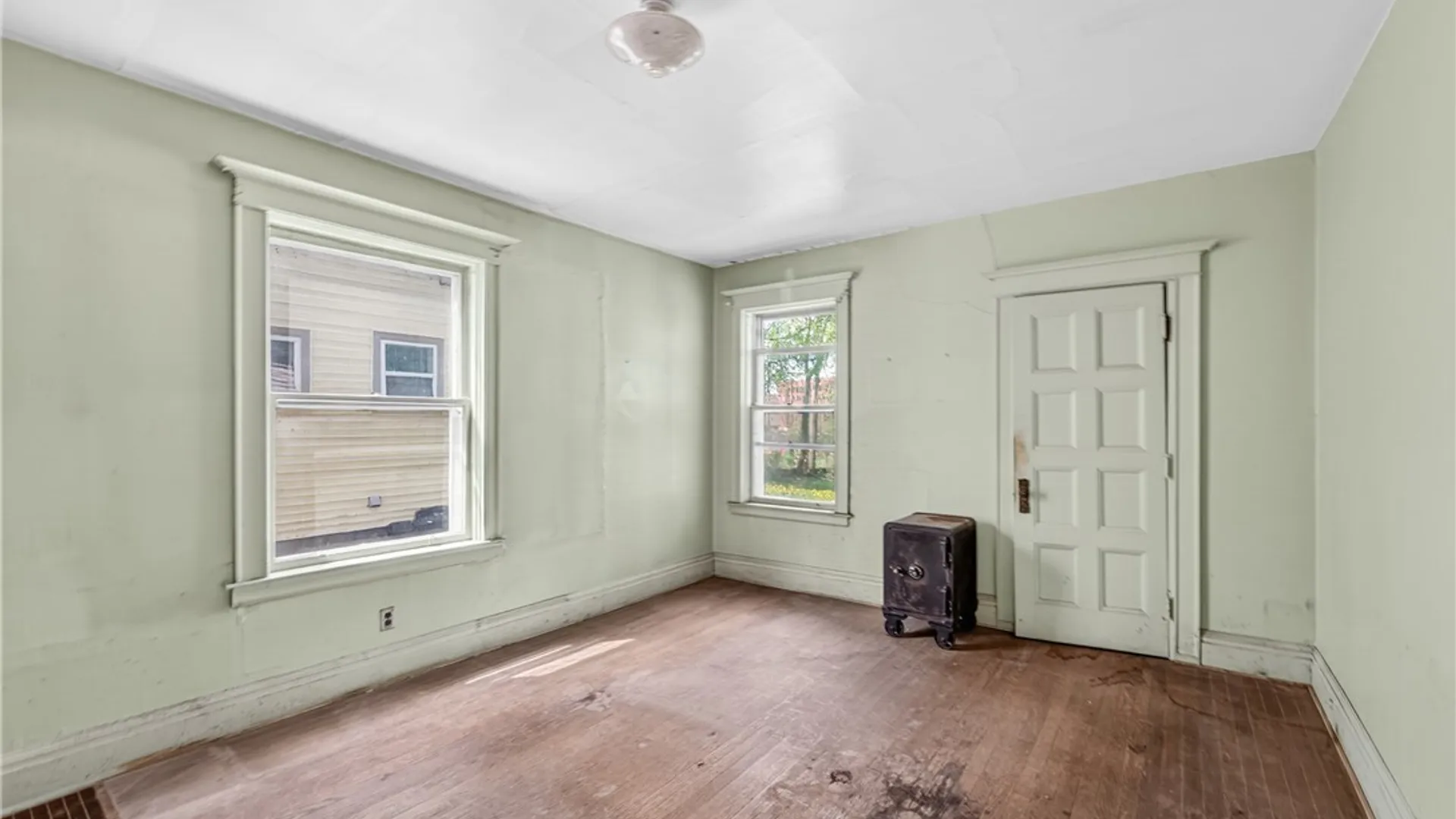 Property at 1430 Oneida Street, Utica, NY 13501 18