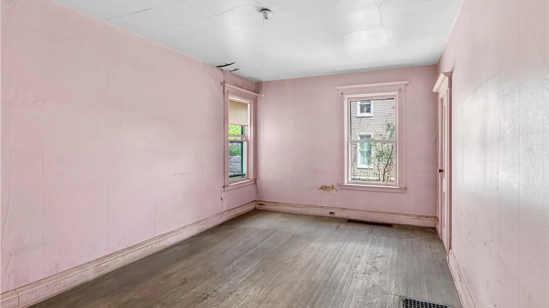 Property at 1430 Oneida Street, Utica, NY 13501 20